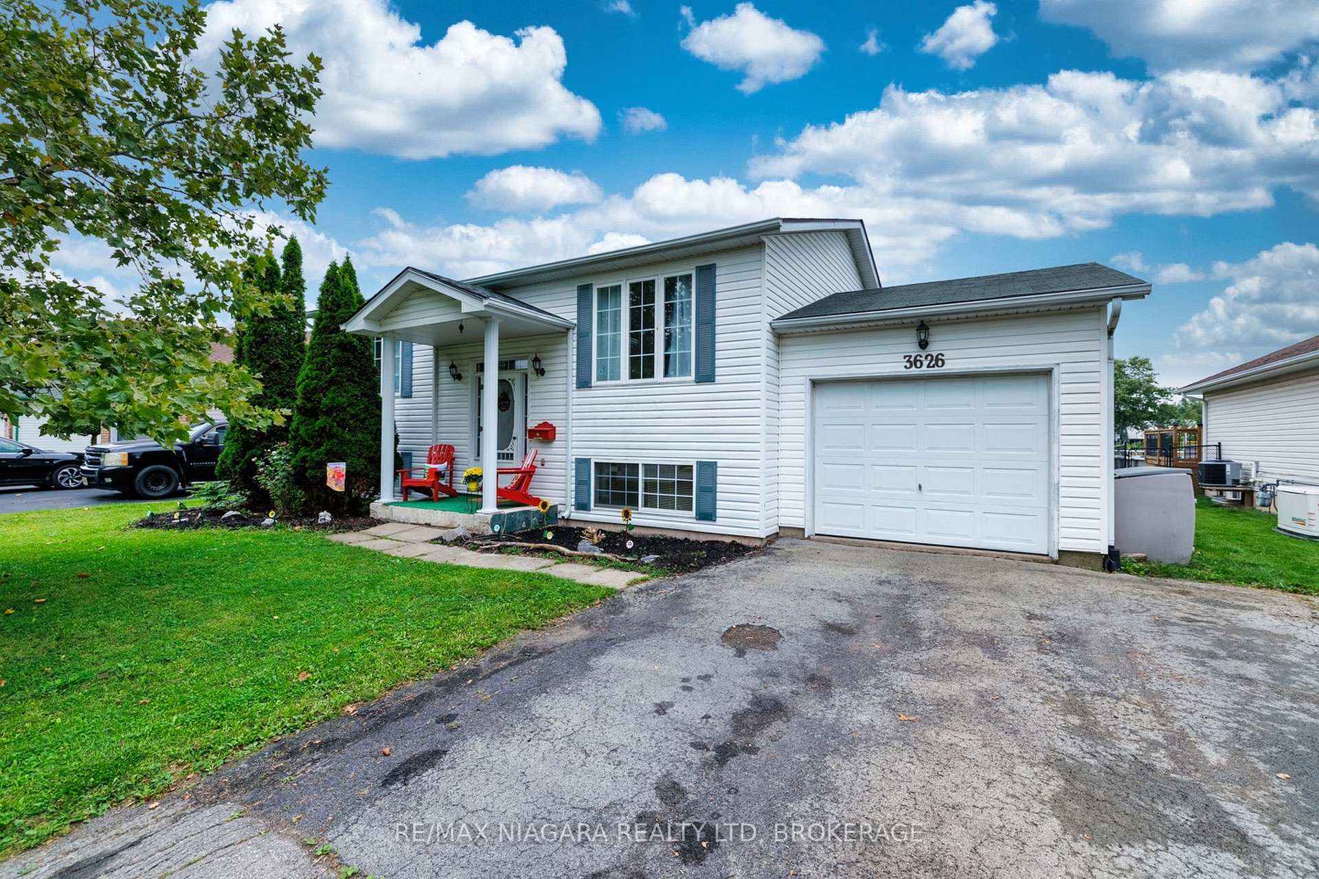 Photo of 3626 Hill Street