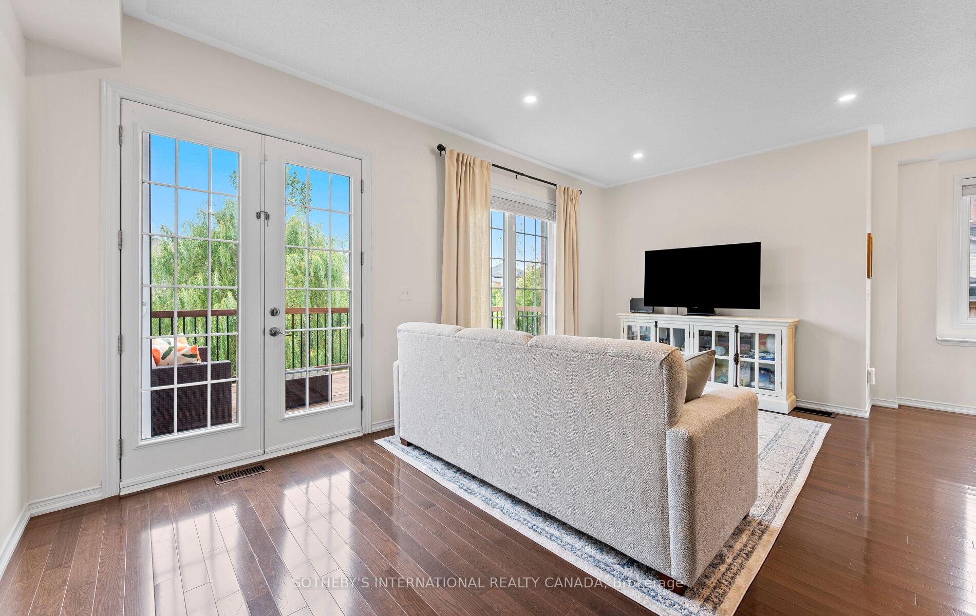 Photo 14 of Unit 21, 745 Farmstead Drive, Milton, Willmott — HOMEH