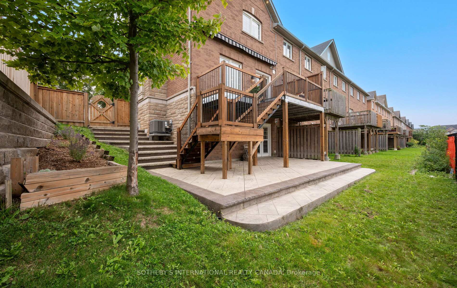 Photo 43 of Unit 21, 745 Farmstead Drive, Milton, Willmott — HOMEH