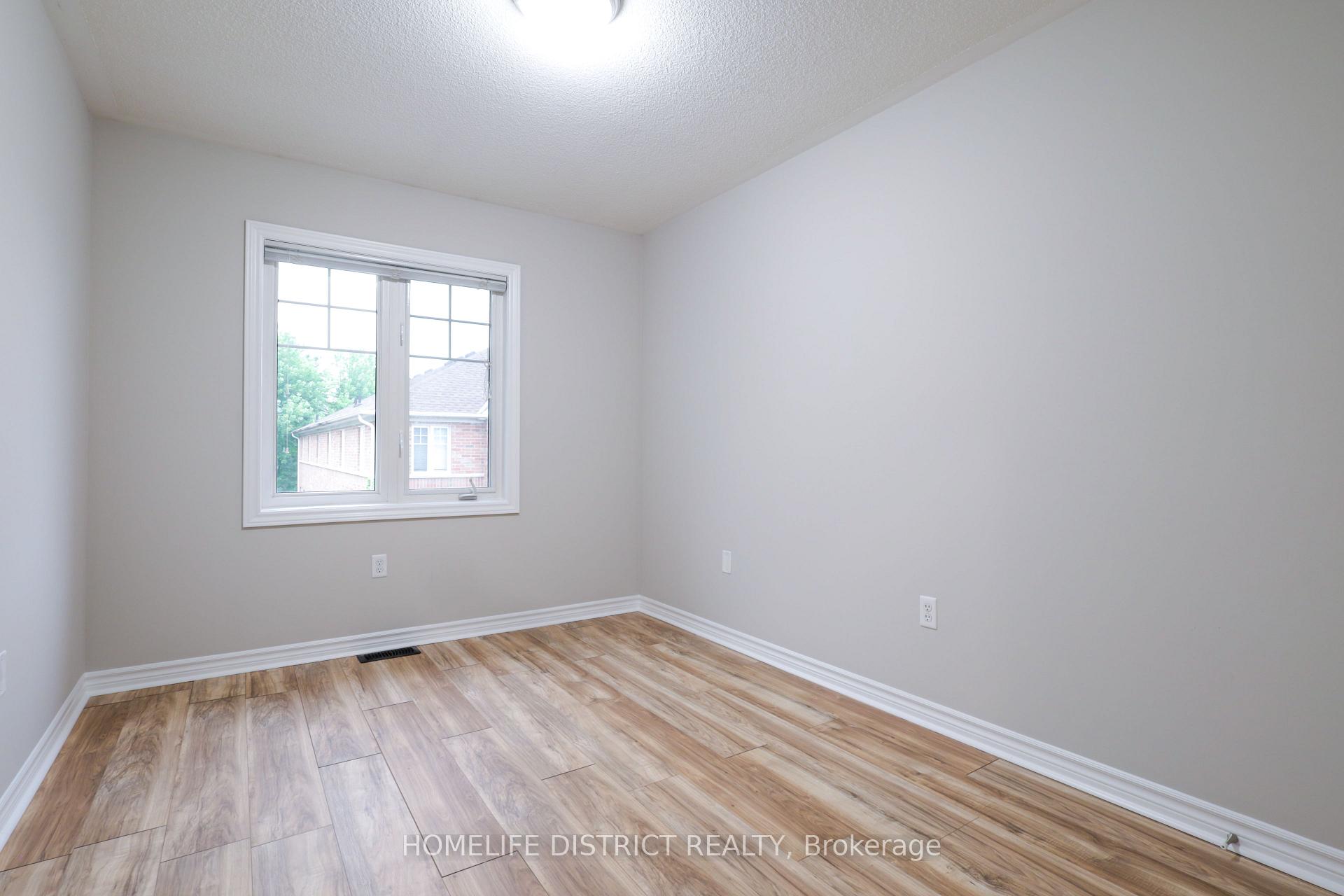 Photo 21 of 489 Mearns Avenue, Clarington, Bowmanville — HOMEH