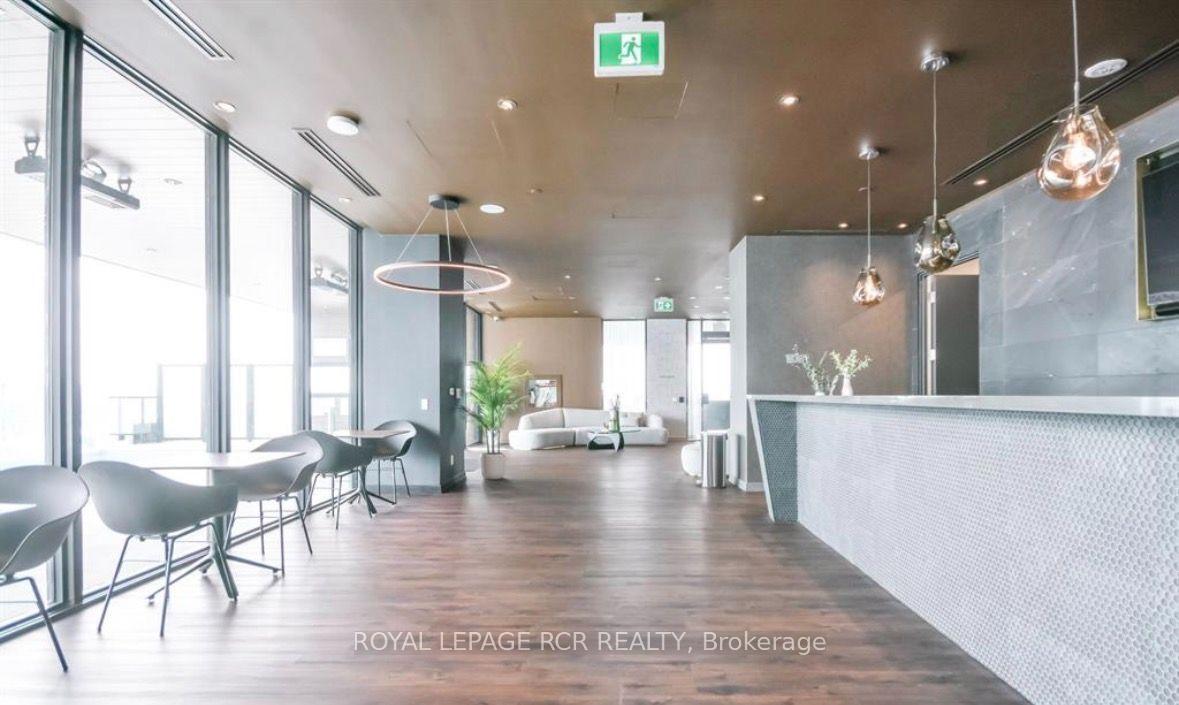 Photo 21 of Unit 1102, 39 Mary Street, Barrie, City Centre — HOMEH