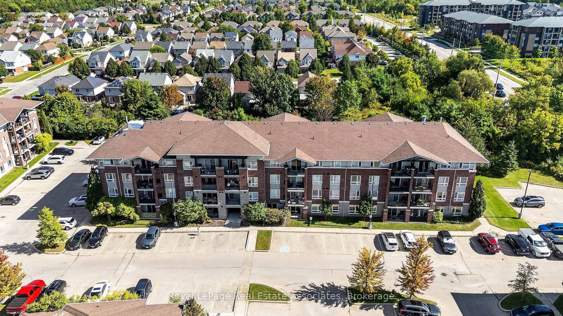 Photo 1 of Unit 401, 41 Goodwin Drive, Guelph, Pineridge/Westminster Woods — HOMEH