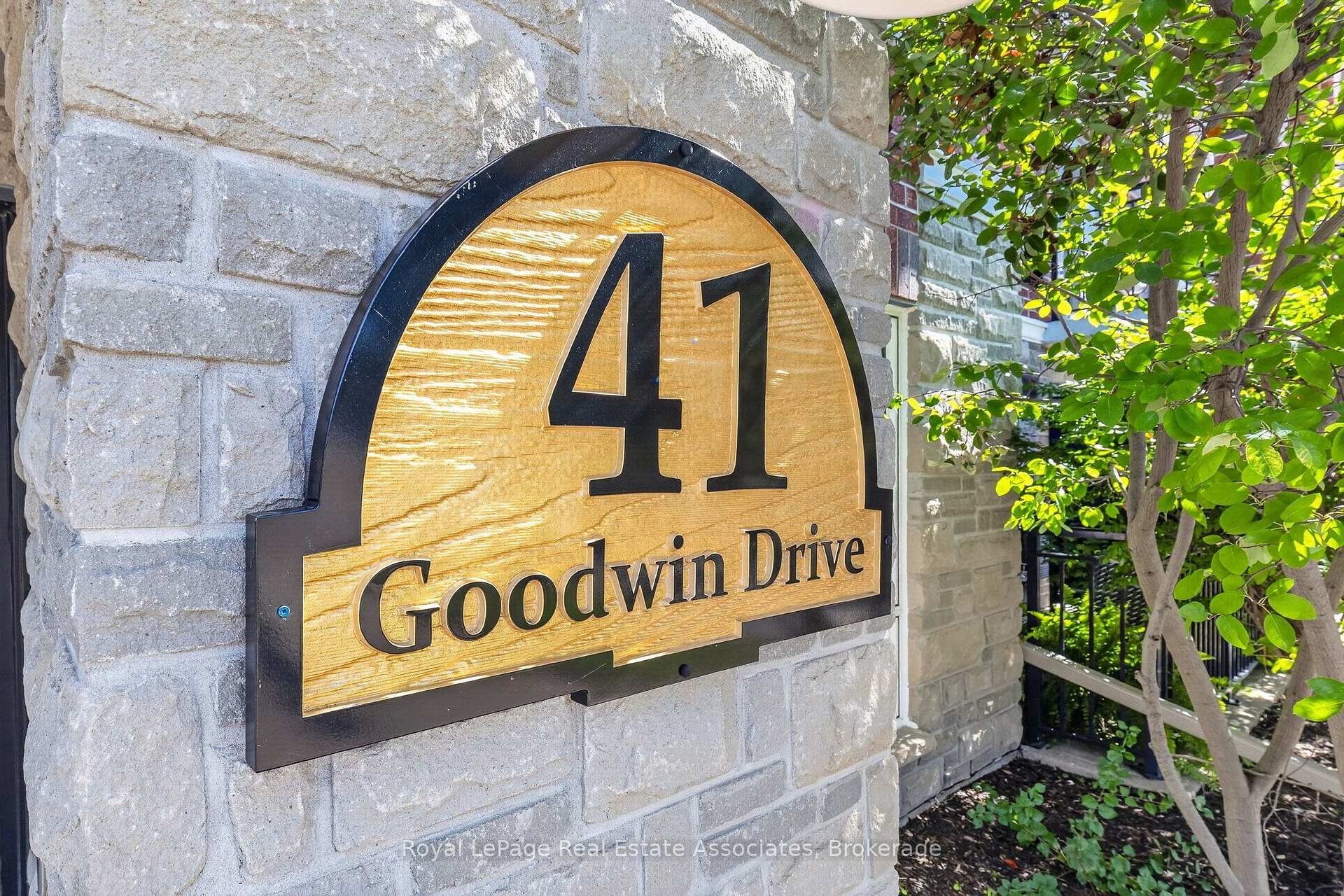 Photo 6 of Unit 401, 41 Goodwin Drive, Guelph, Pineridge/Westminster Woods — HOMEH