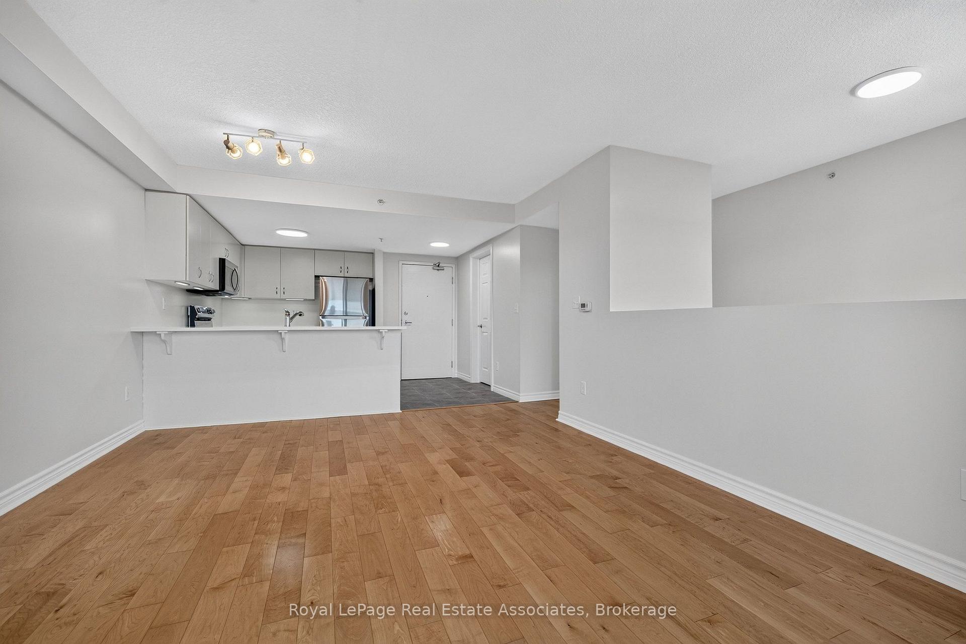 Photo 19 of Unit 401, 41 Goodwin Drive, Guelph, Pineridge/Westminster Woods — HOMEH