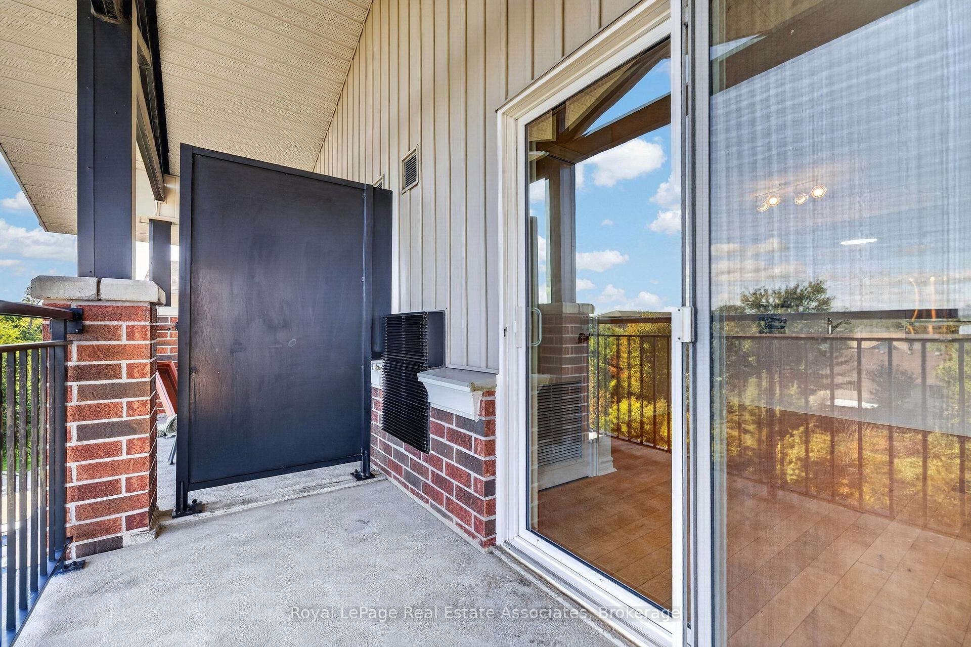 Photo 33 of Unit 401, 41 Goodwin Drive, Guelph, Pineridge/Westminster Woods — HOMEH