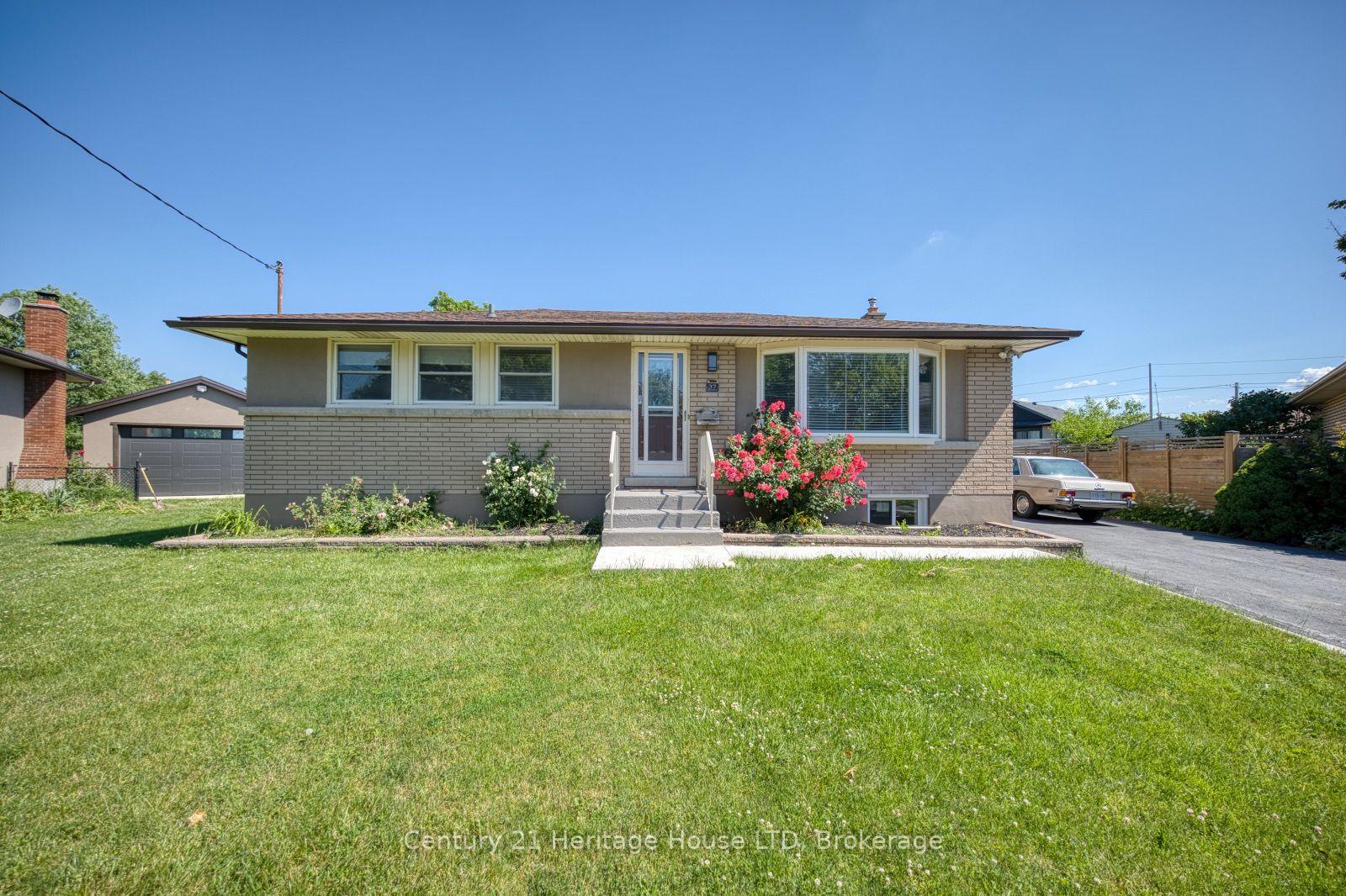 Photo 1 of Unit upper, 37 Coronation Boulevard, St. Catharines, Grapeview — HOMEH