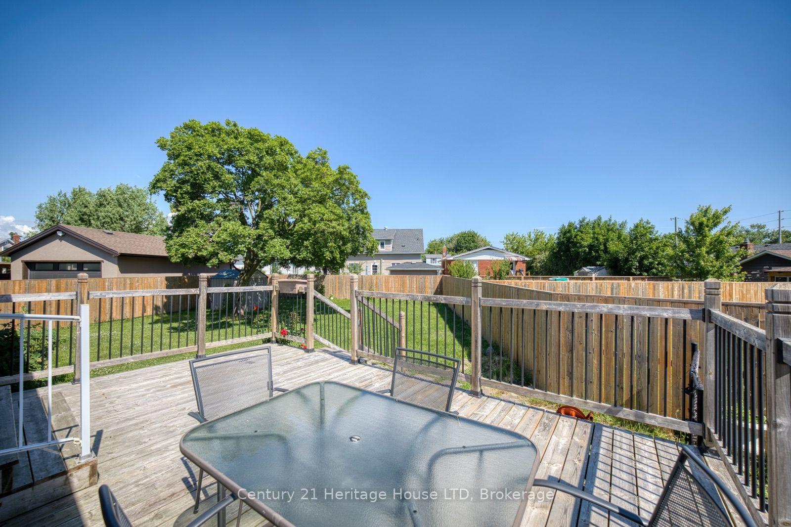 Photo 2 of Unit upper, 37 Coronation Boulevard, St. Catharines, Grapeview — HOMEH