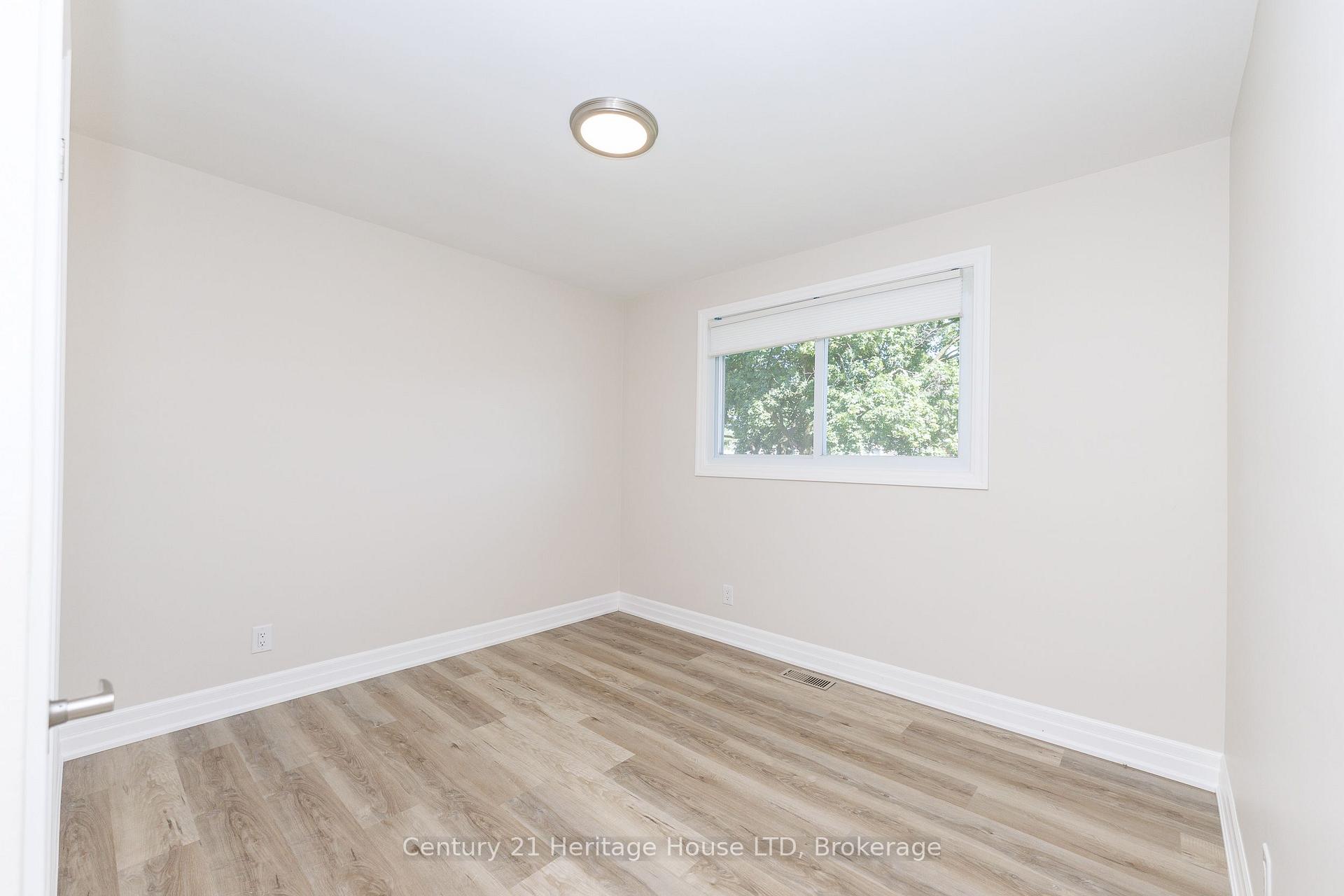 Photo 10 of Unit upper, 37 Coronation Boulevard, St. Catharines, Grapeview — HOMEH