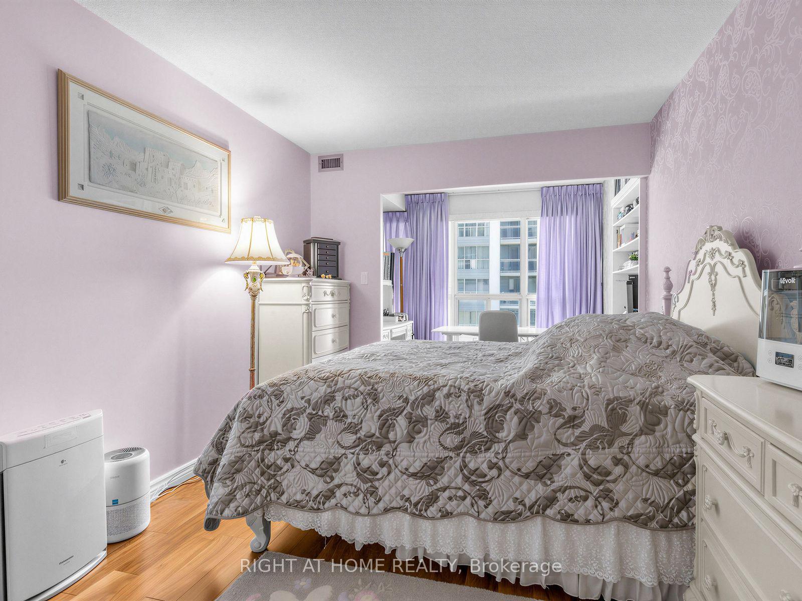 Photo 24 of Unit 511, 28 Hollywood Avenue, North York, Willowdale East — HOMEH