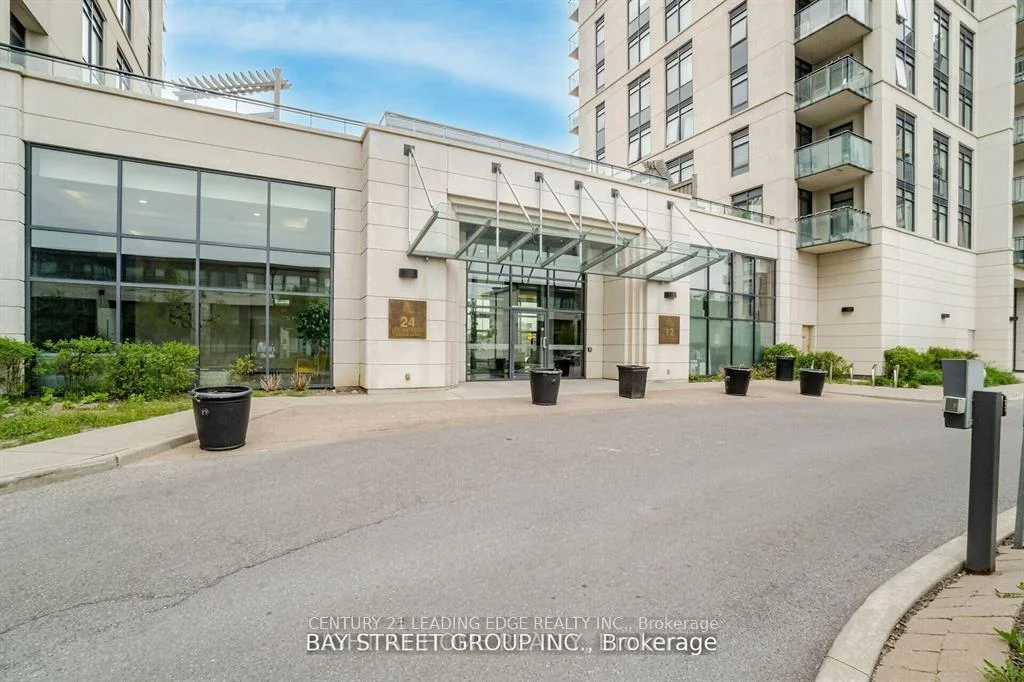 Photo 3 of Unit 616, 24 Woodstream Boulevard, Vaughan, Vaughan Grove — HOMEH
