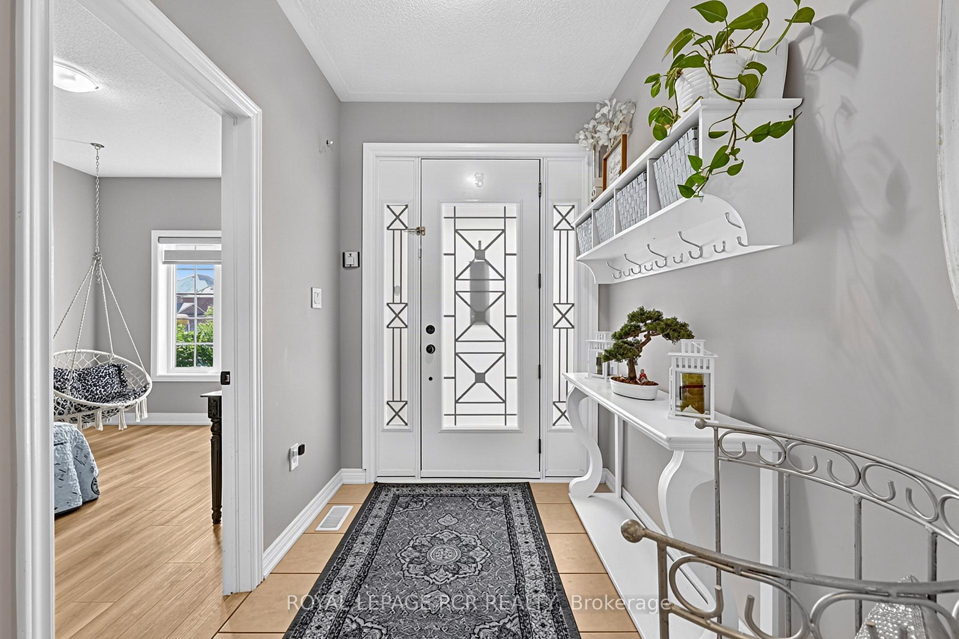 Photo 7 of 5 Borland Crescent, Caledon, Caledon East — HOMEH