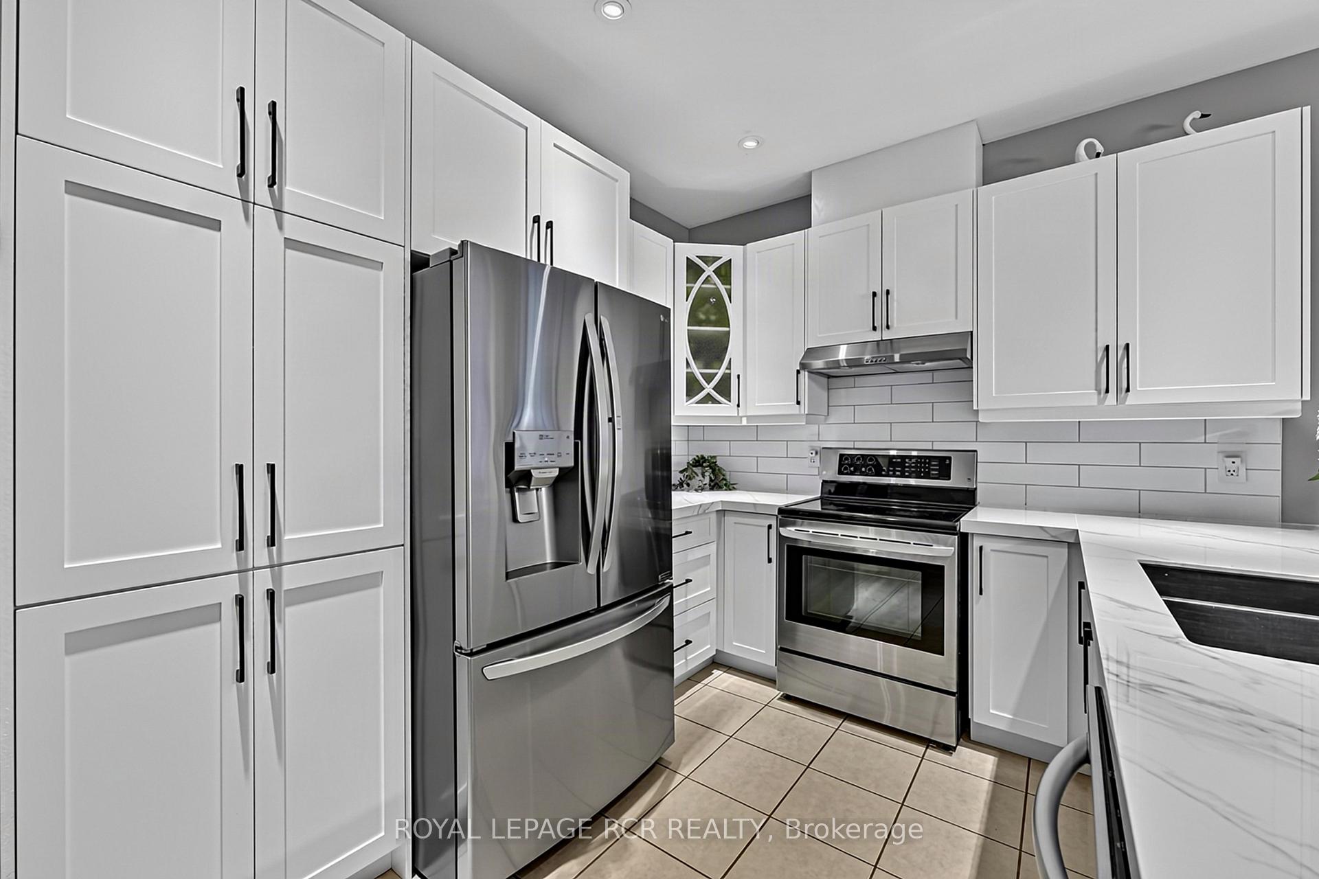 Photo 9 of 5 Borland Crescent, Caledon, Caledon East — HOMEH
