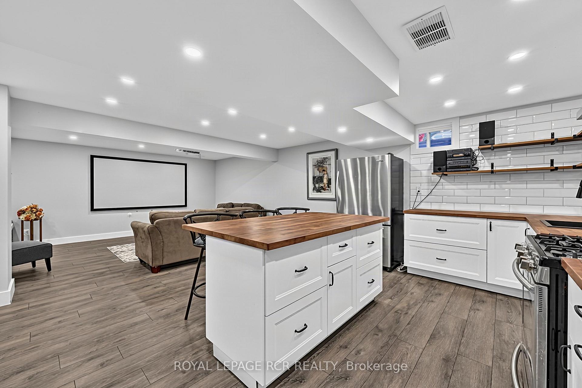 Photo 33 of 5 Borland Crescent, Caledon, Caledon East — HOMEH