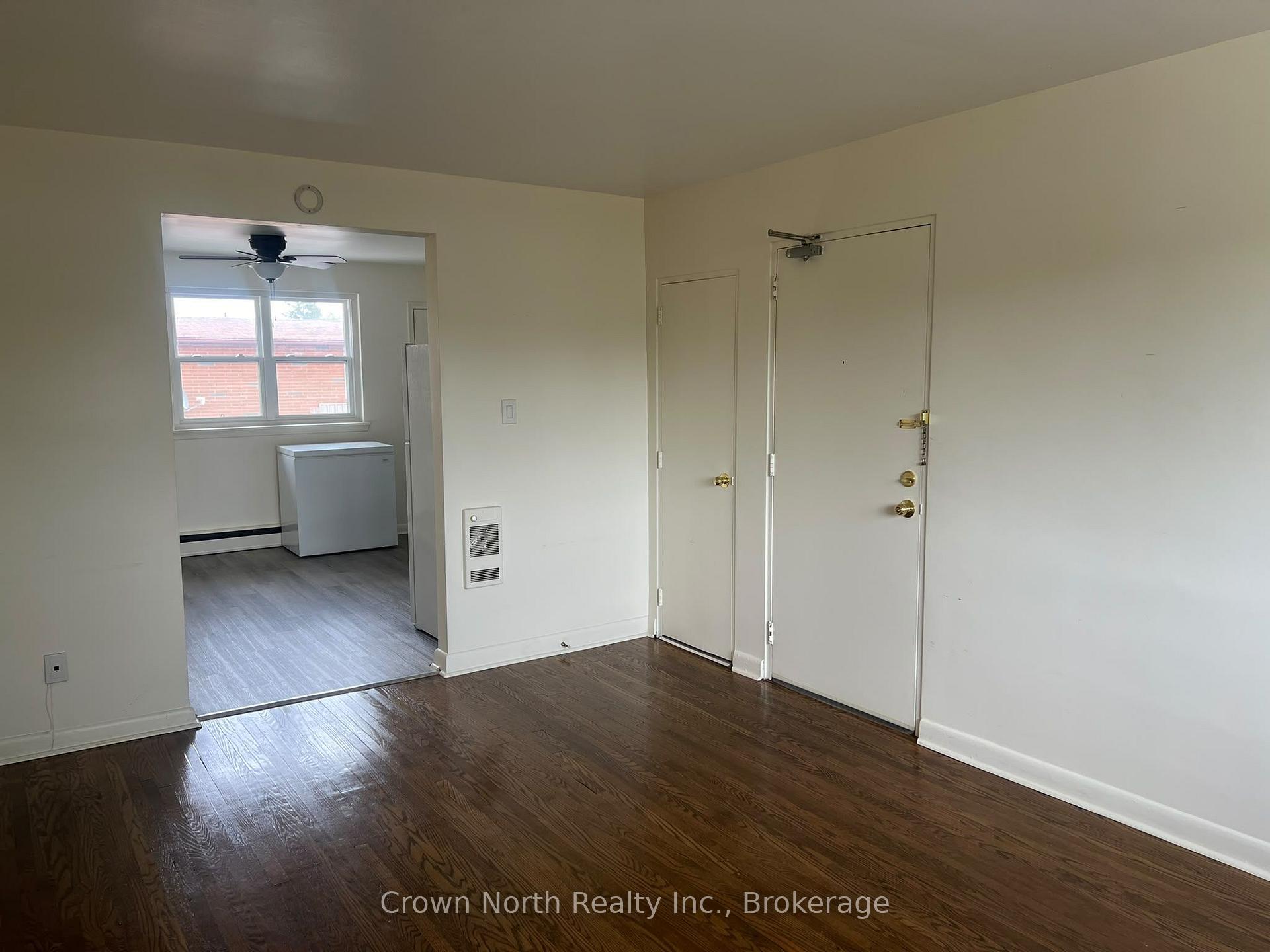 Photo 11 of Unit 4, 239 Montrave Avenue, Oshawa, Vanier — HOMEH