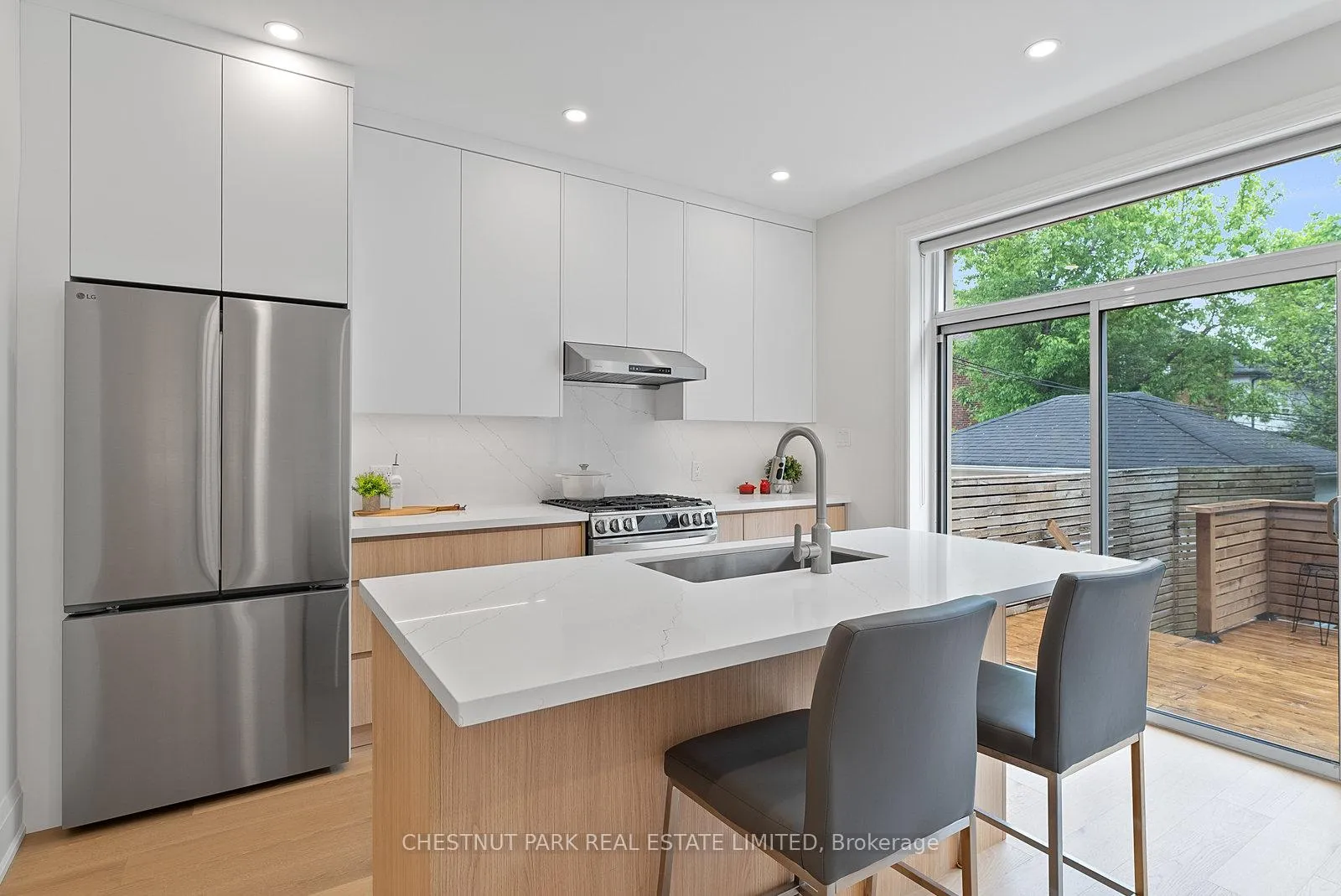 Photo 8 of 207 Glengarry Avenue, Toronto, Lawrence Park North — HOMEH
