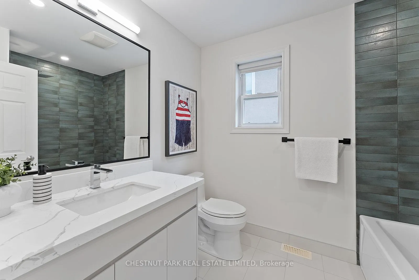 Photo 30 of 207 Glengarry Avenue, Toronto, Lawrence Park North — HOMEH