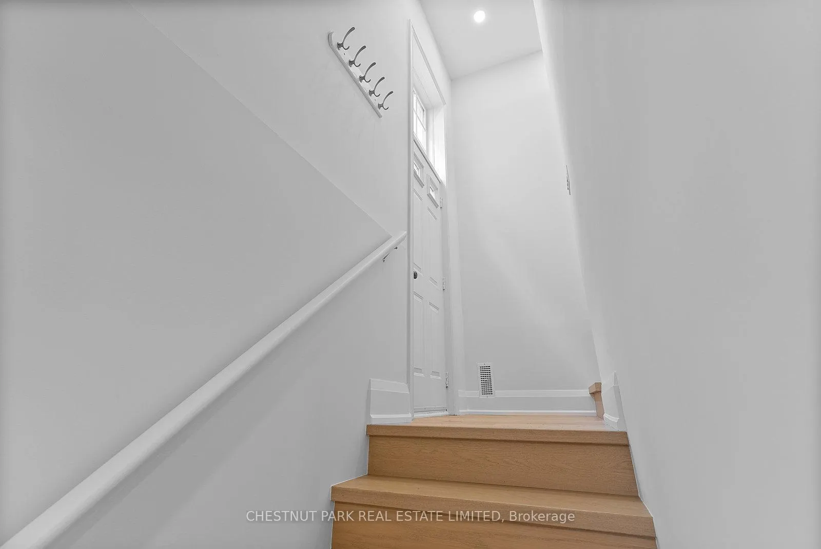 Photo 31 of 207 Glengarry Avenue, Toronto, Lawrence Park North — HOMEH