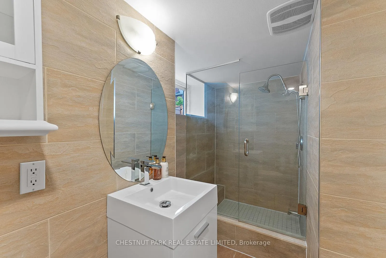 Photo 35 of 207 Glengarry Avenue, Toronto, Lawrence Park North — HOMEH