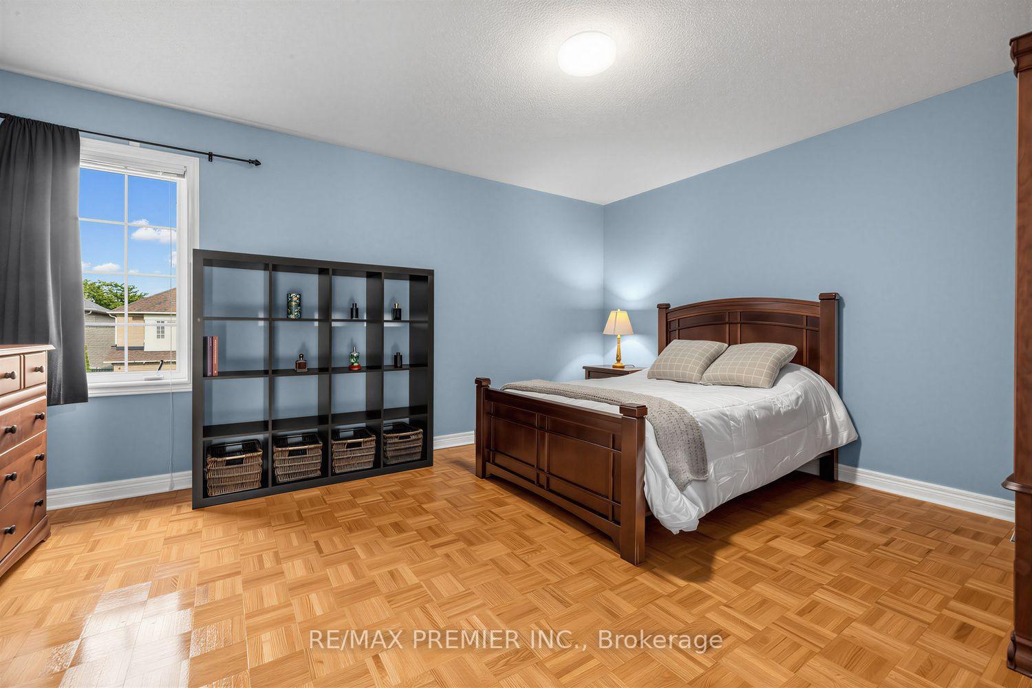Photo 28 of 47 Berry Trail, Vaughan, Vellore Village — HOMEH