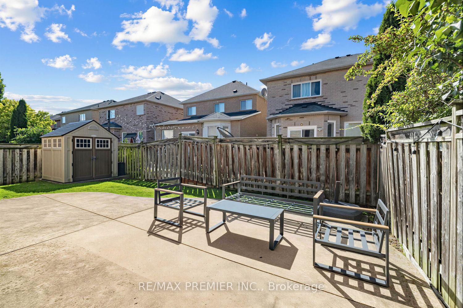 Photo 38 of 47 Berry Trail, Vaughan, Vellore Village — HOMEH