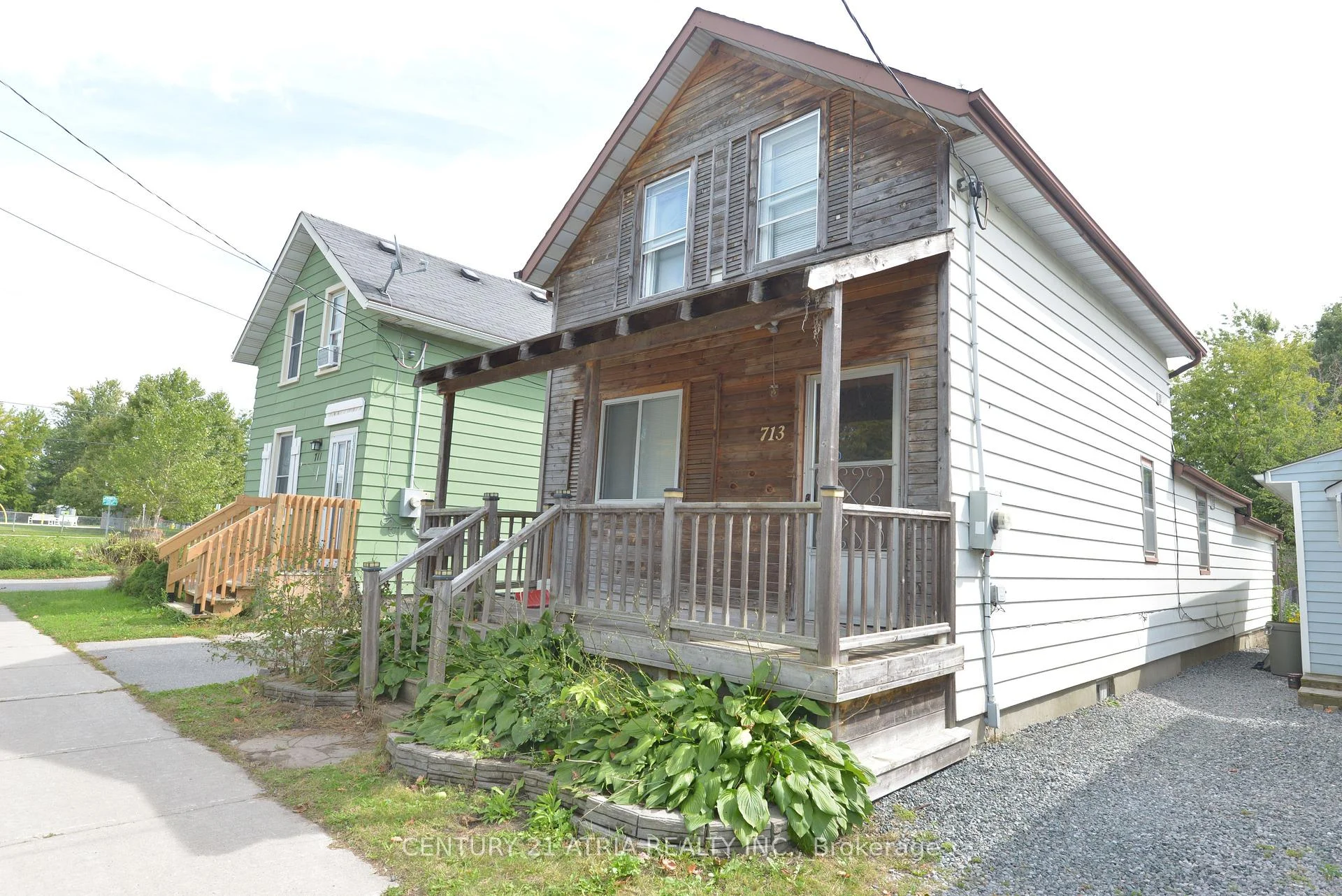Photo 1 of 713 Chamberlain Street, Peterborough, Otonabee Ward 1 — HOMEH