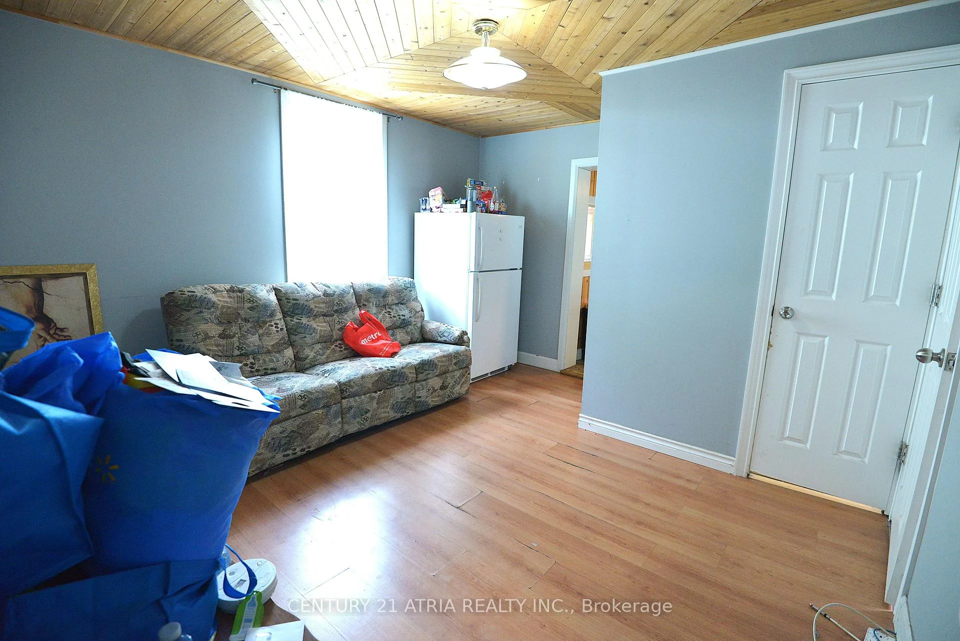 Photo 8 of 713 Chamberlain Street, Peterborough, Otonabee Ward 1 — HOMEH