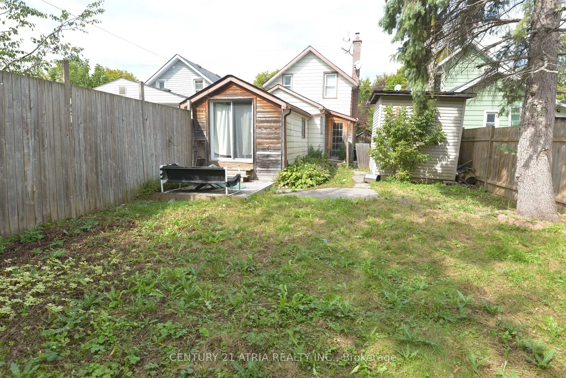 Photo 22 of 713 Chamberlain Street, Peterborough, Otonabee Ward 1 — HOMEH
