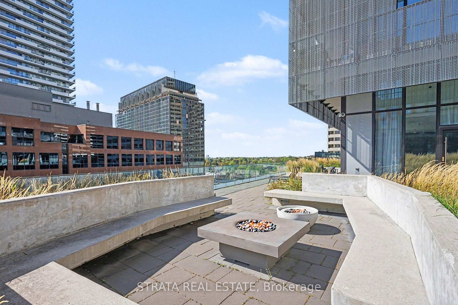 Photo 24 of Unit 4610, 8 Eglinton Avenue E, Toronto, Mount Pleasant West — HOMEH