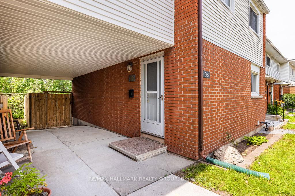 Photo 3 of Unit 98, 1045 Morrison Drive, Ottawa, Redwood Park — HOMEH