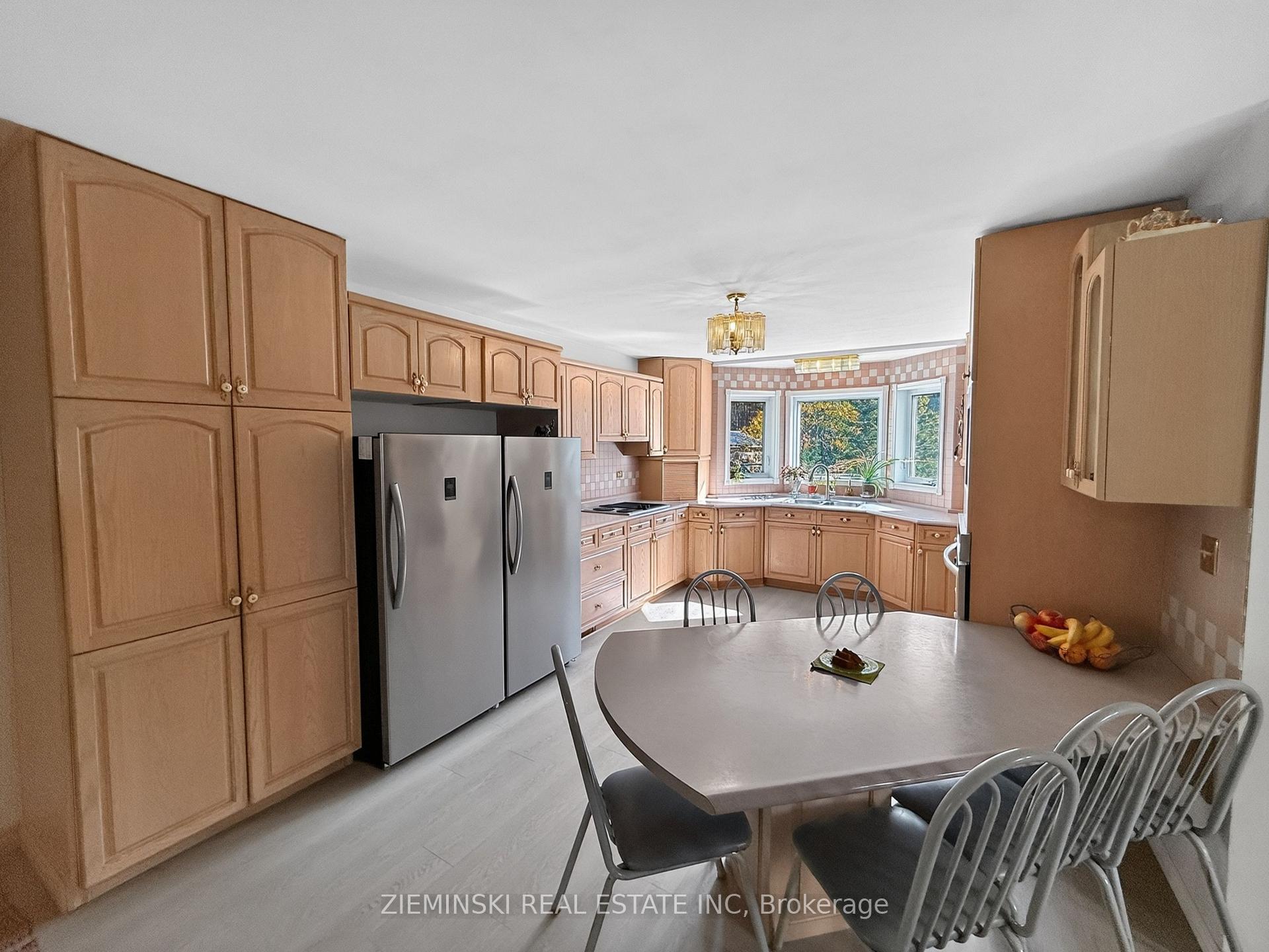 Photo 4 of 810 Laforest Road, Timmins, TNW - Rural — HOMEH