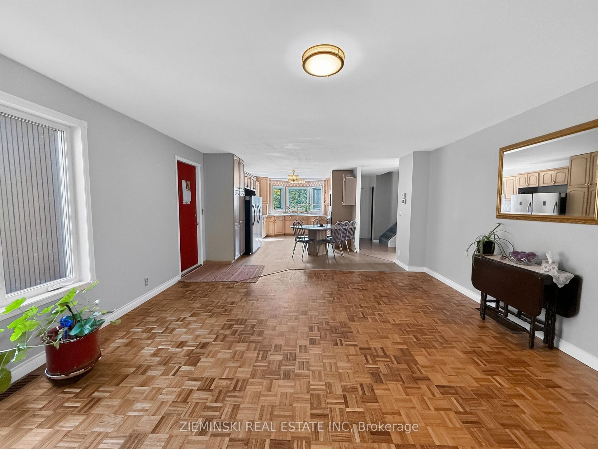 Photo 8 of 810 Laforest Road, Timmins, TNW - Rural — HOMEH
