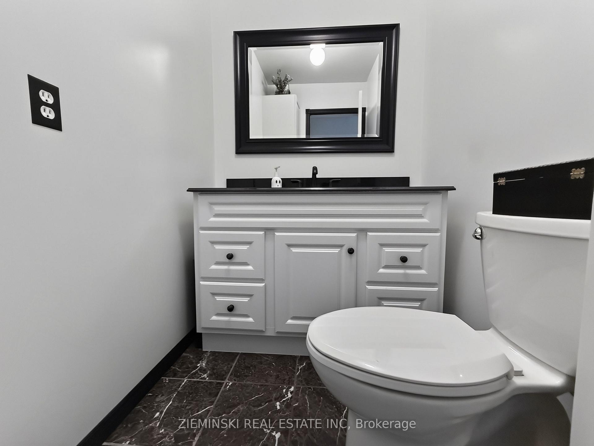 Photo 12 of 810 Laforest Road, Timmins, TNW - Rural — HOMEH