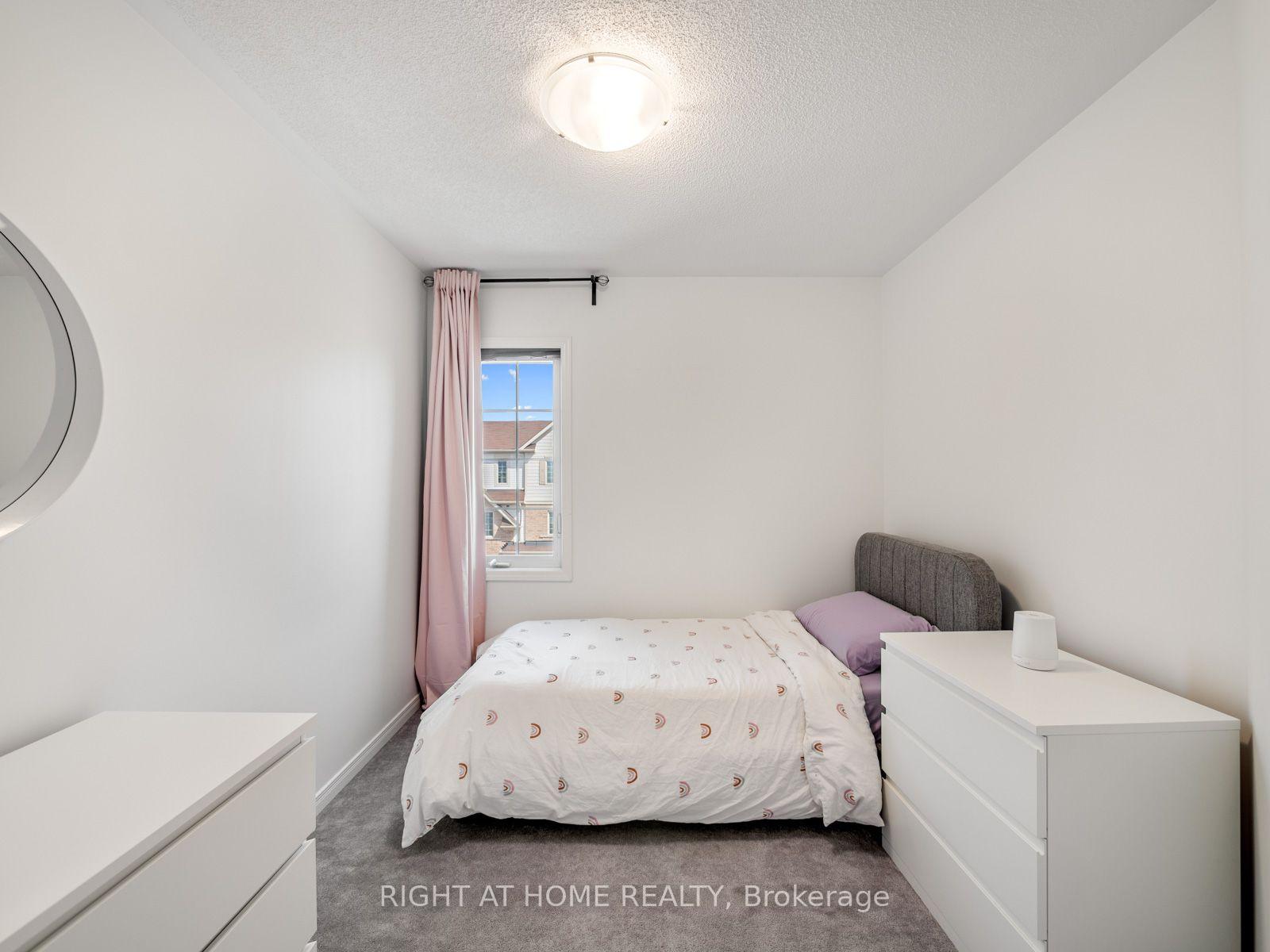 Photo 31 of 100 Magpie Way, Whitby, Blue Grass Meadows — HOMEH