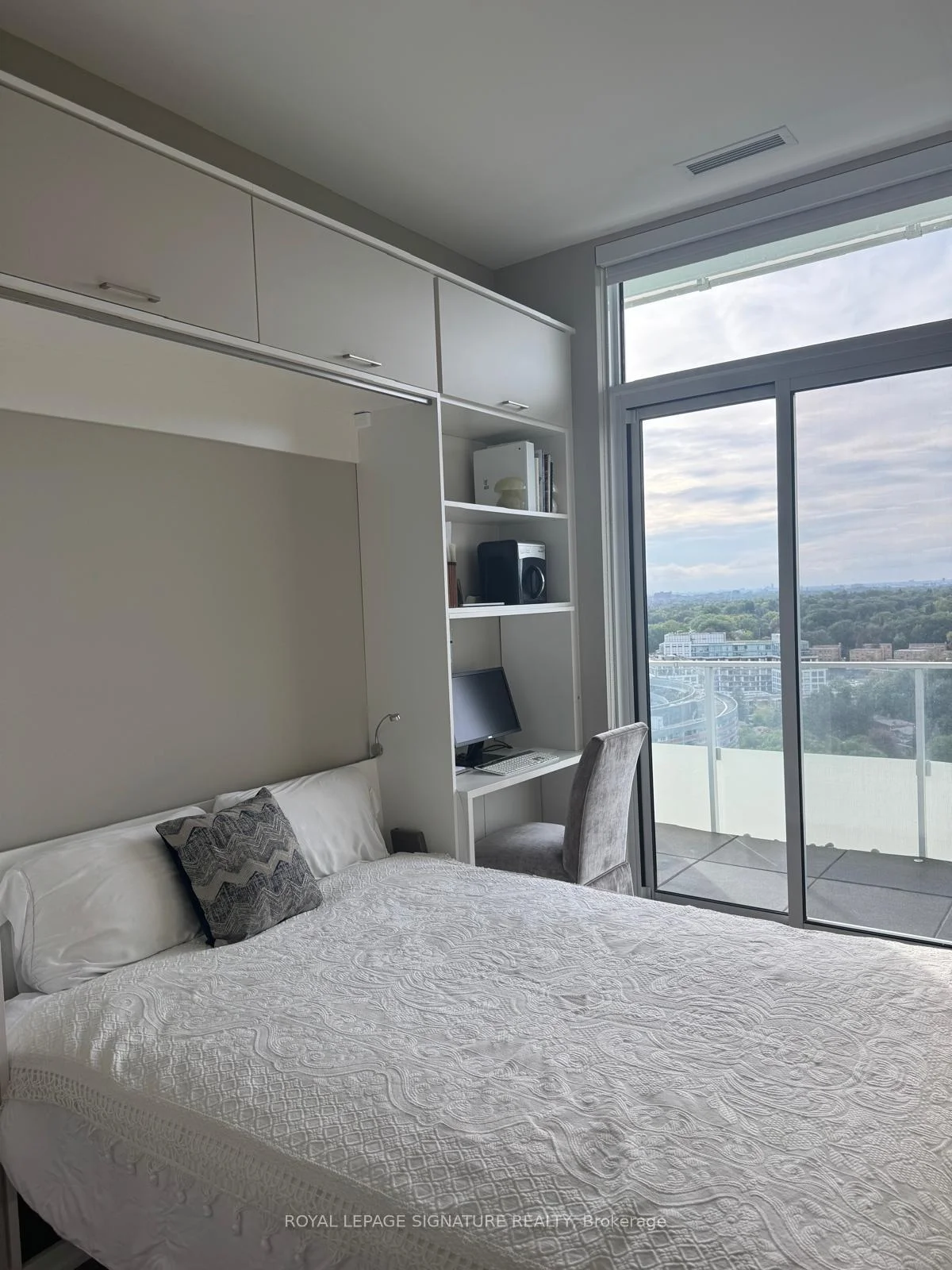 Photo 19 of Unit 2003, 20 Brin Drive, Etobicoke, Edenbridge-Humber Valley — HOMEH