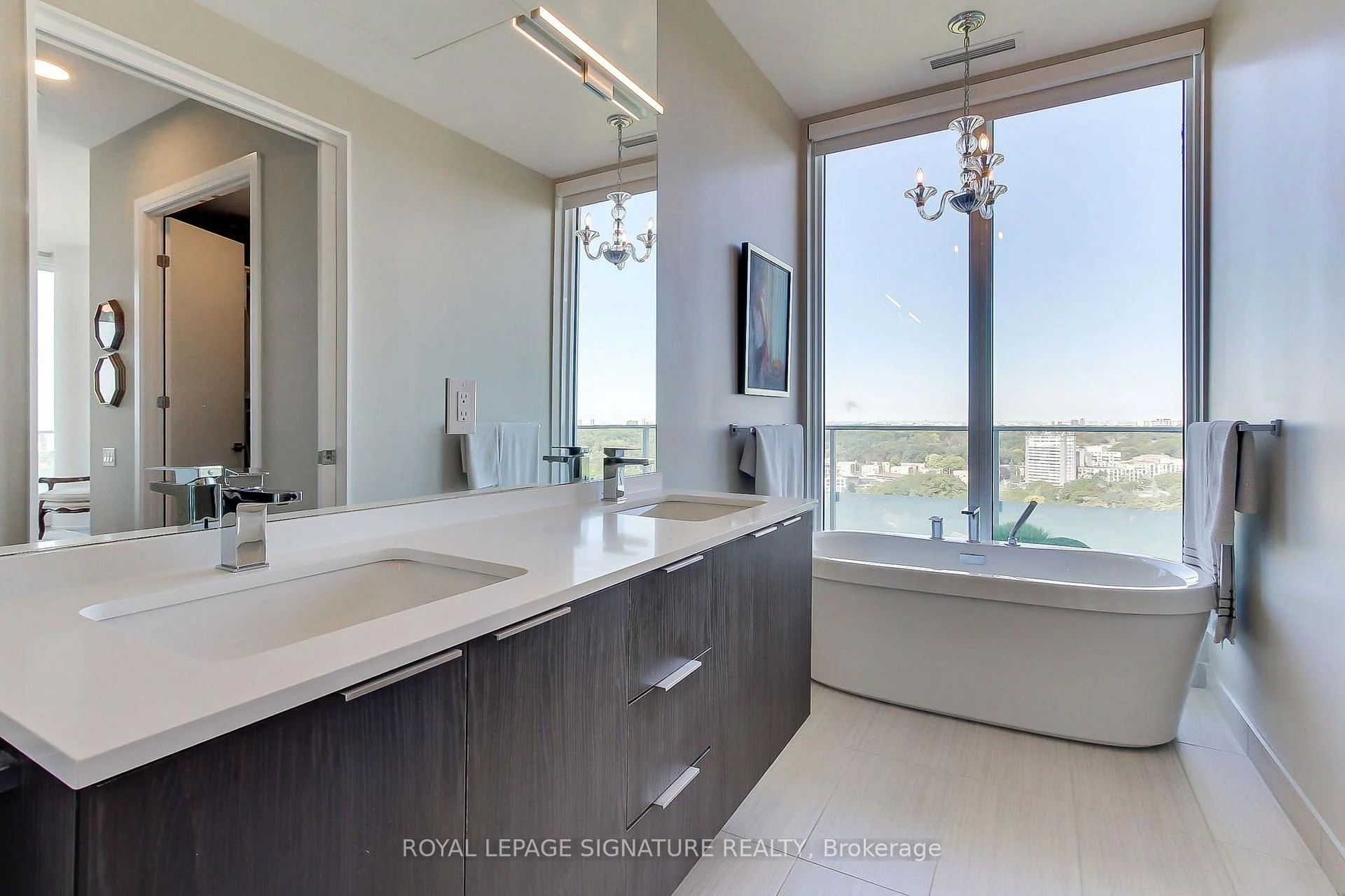 Photo 75 of Unit 2003, 20 Brin Drive, Etobicoke, Edenbridge-Humber Valley — HOMEH