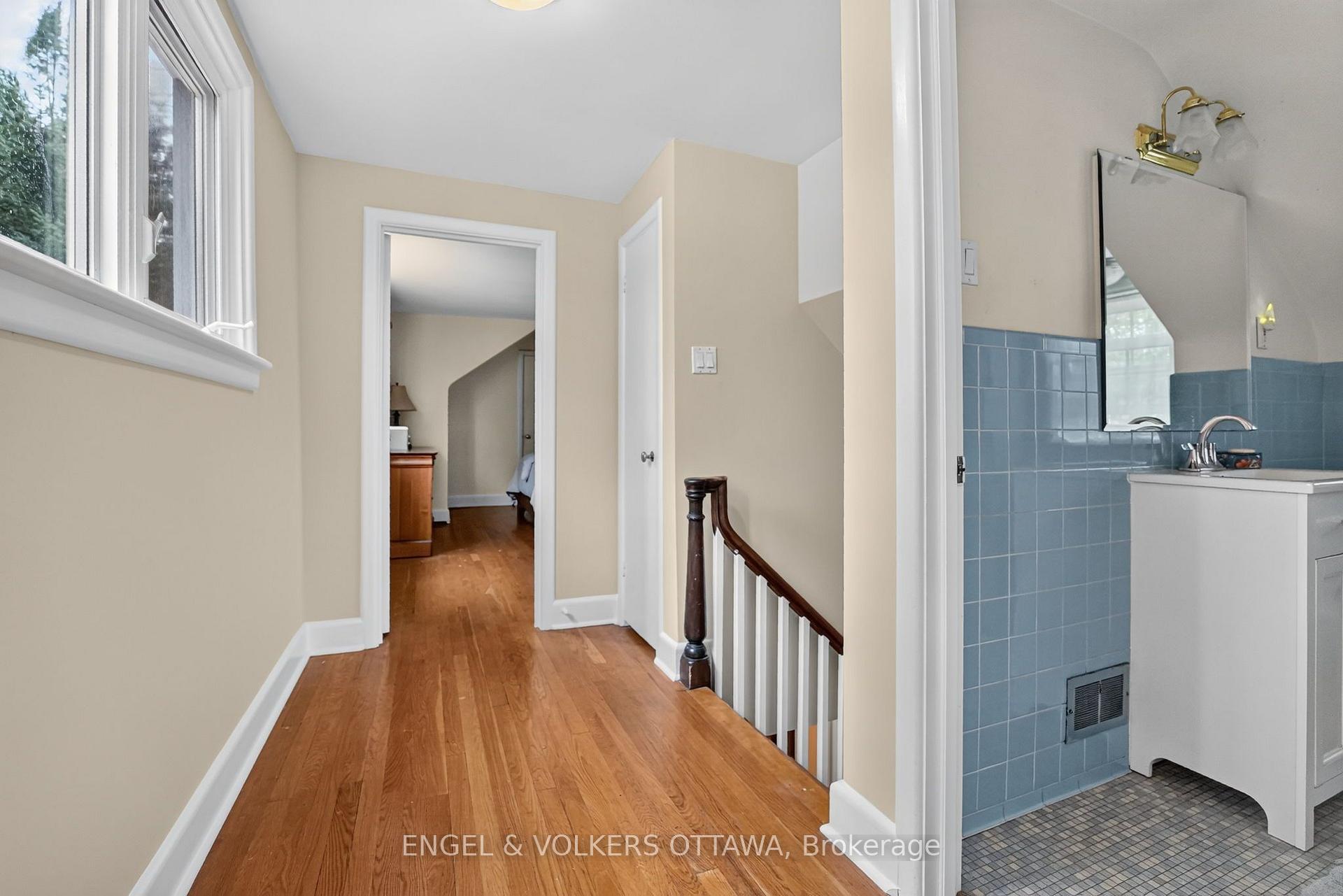 Photo 22 of 250 Faircrest Road, Ottawa, Alta Vista/Faircrest Heights — HOMEH