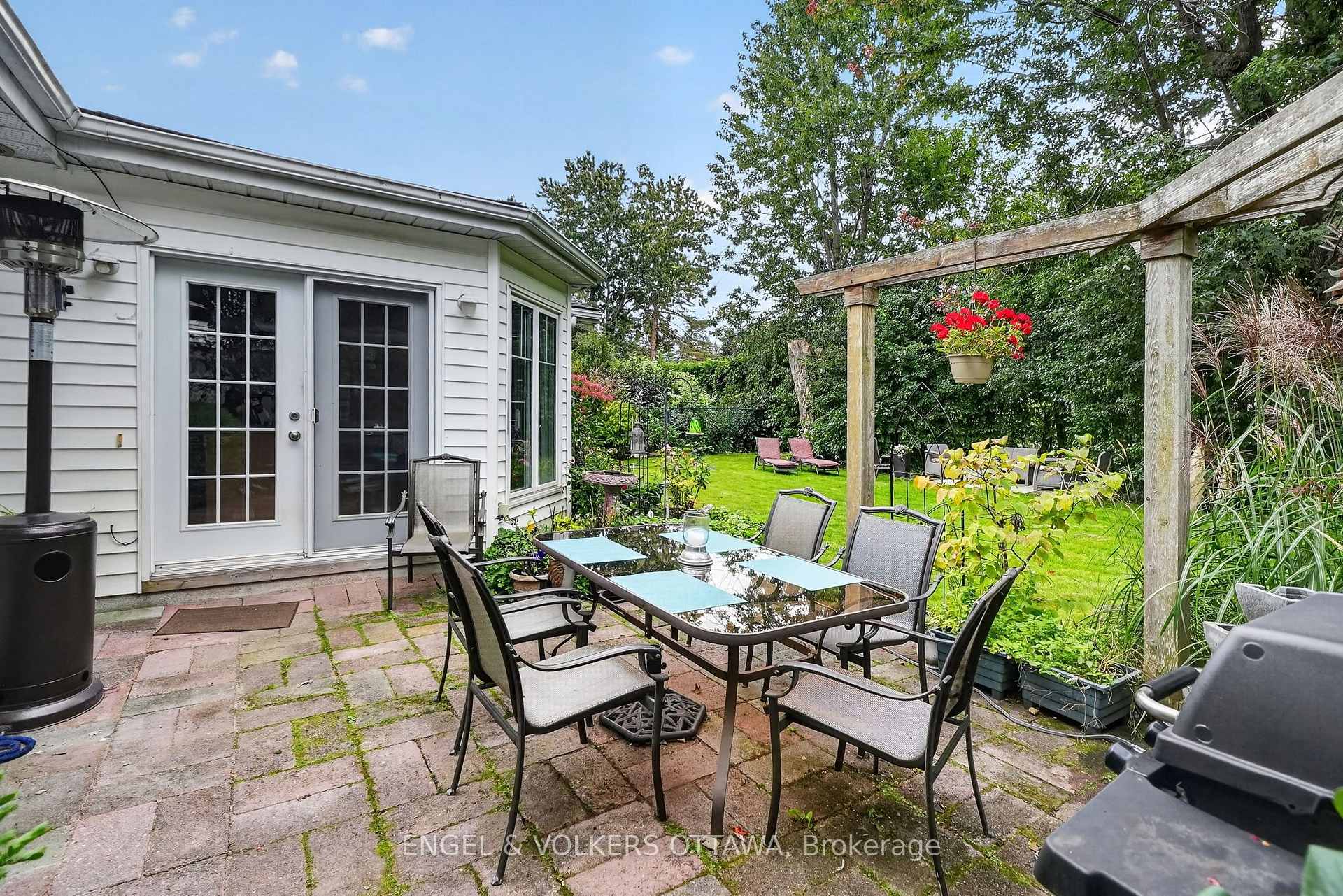 Photo 31 of 250 Faircrest Road, Ottawa, Alta Vista/Faircrest Heights — HOMEH