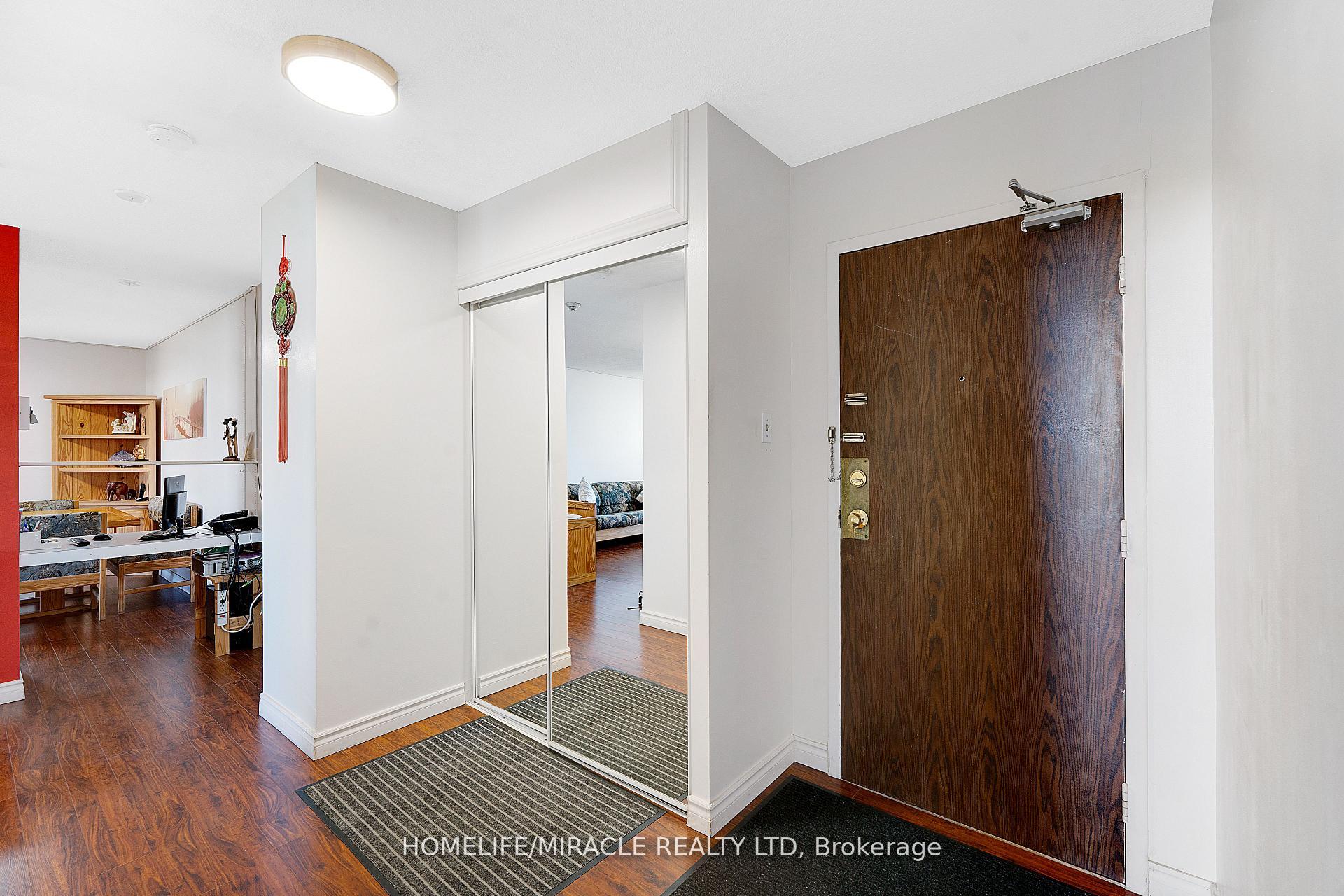 Photo 7 of Unit 907, 15 Kensington Road, Brampton, Queen Street Corridor — HOMEH