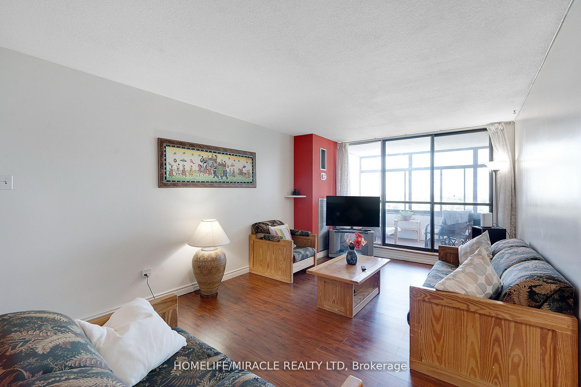 Photo 10 of Unit 907, 15 Kensington Road, Brampton, Queen Street Corridor — HOMEH