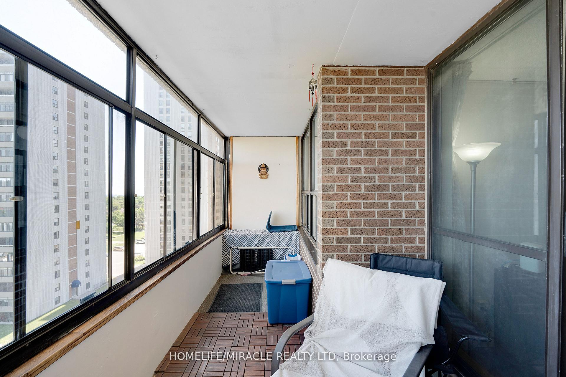 Photo 15 of Unit 907, 15 Kensington Road, Brampton, Queen Street Corridor — HOMEH