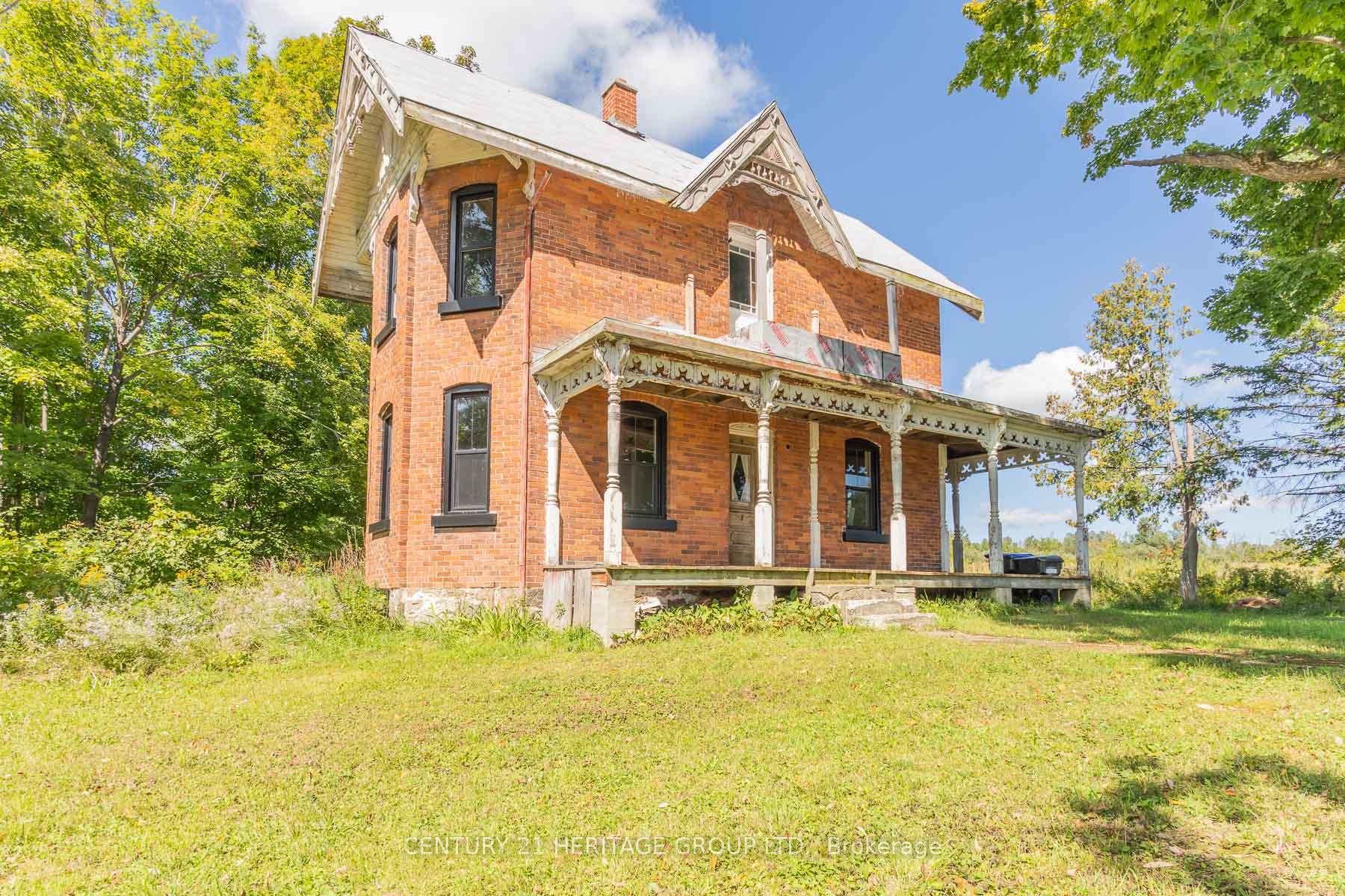Photo 2 of 880 Warminster Side Road, Oro-Medonte, Rural Oro-Medonte — HOMEH