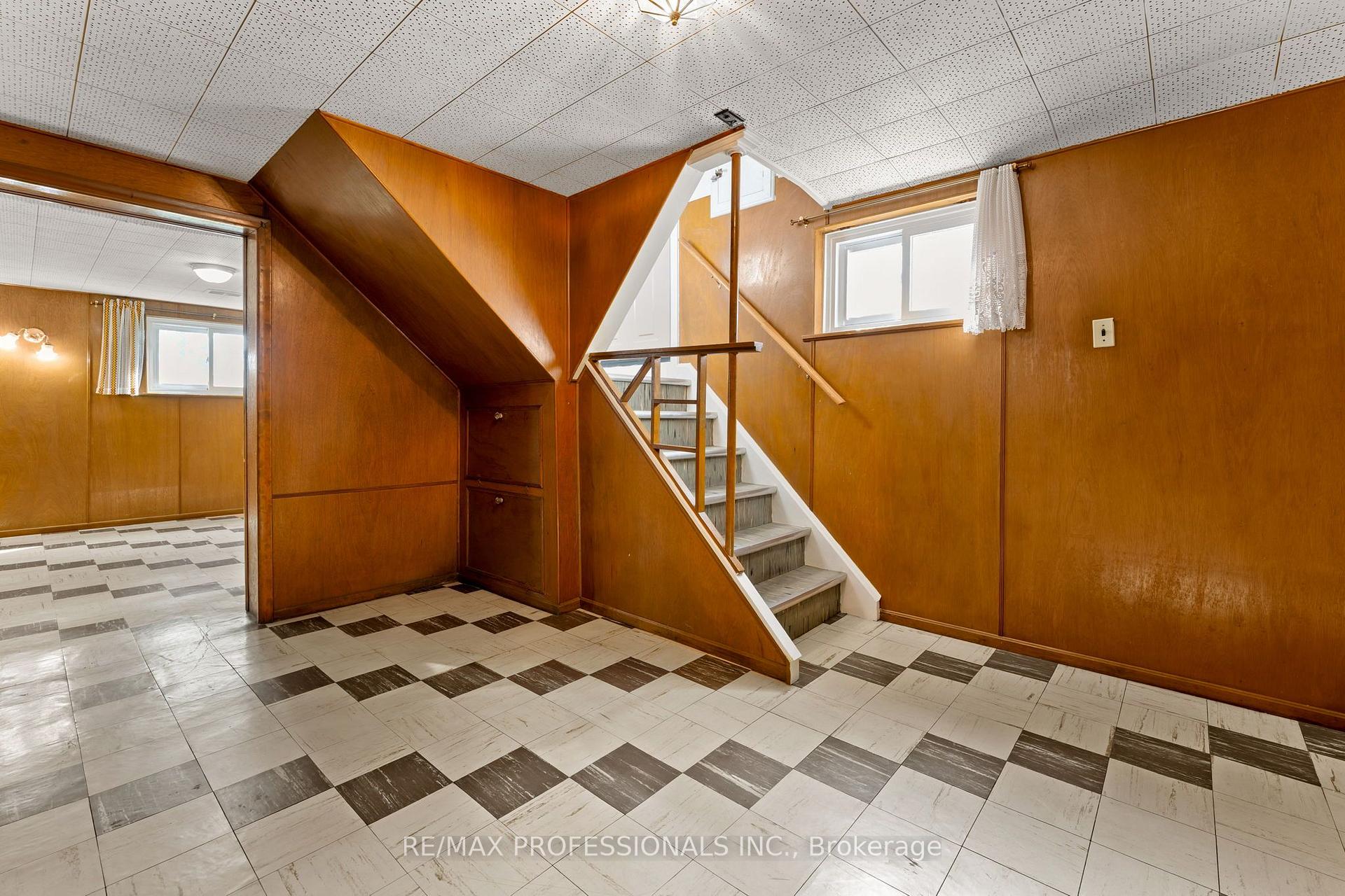 Photo 18 of 9 Coney Road, Etobicoke, Stonegate-Queensway — HOMEH