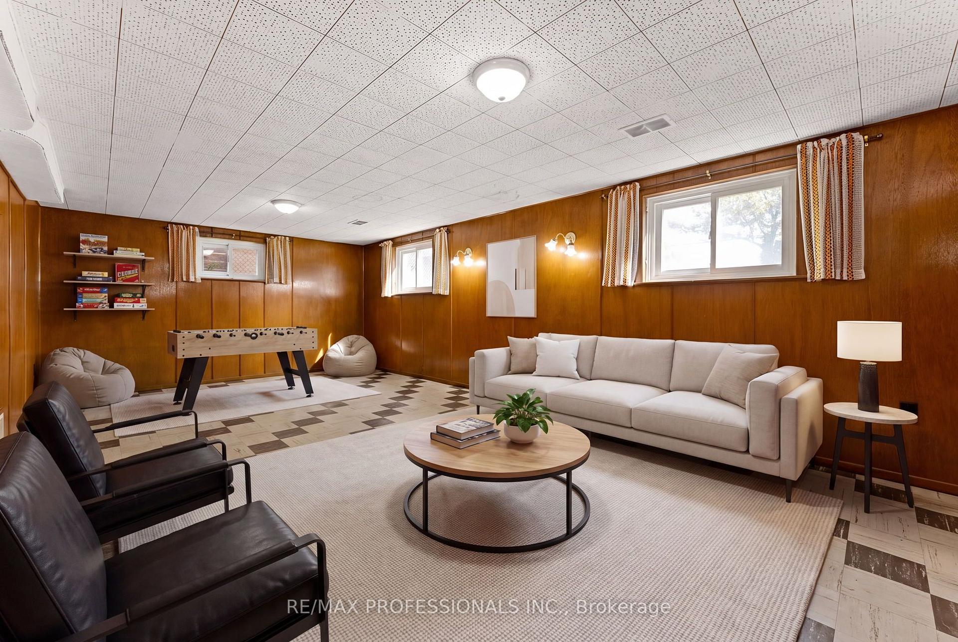 Photo 19 of 9 Coney Road, Etobicoke, Stonegate-Queensway — HOMEH