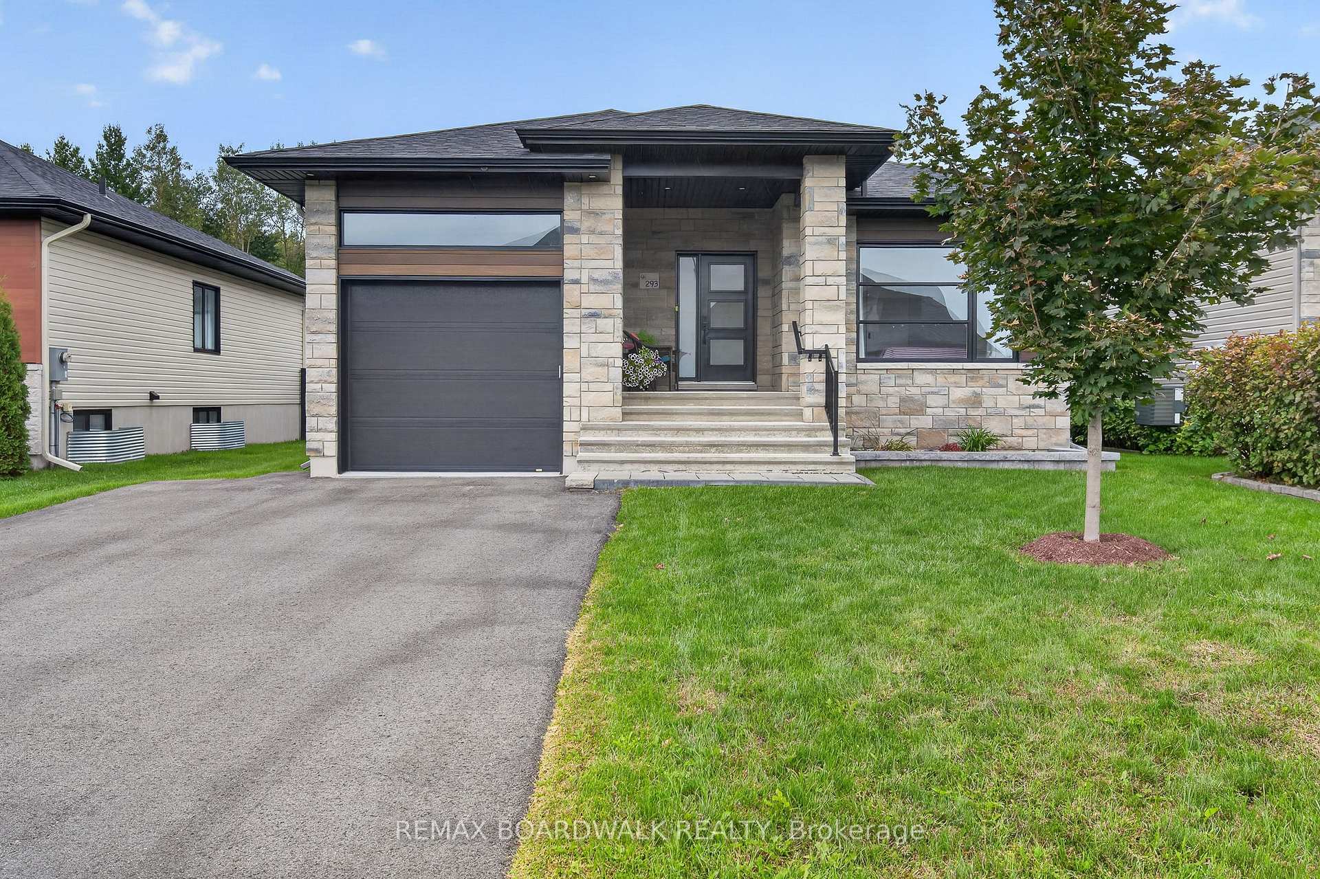 Photo of 293 Nature Street