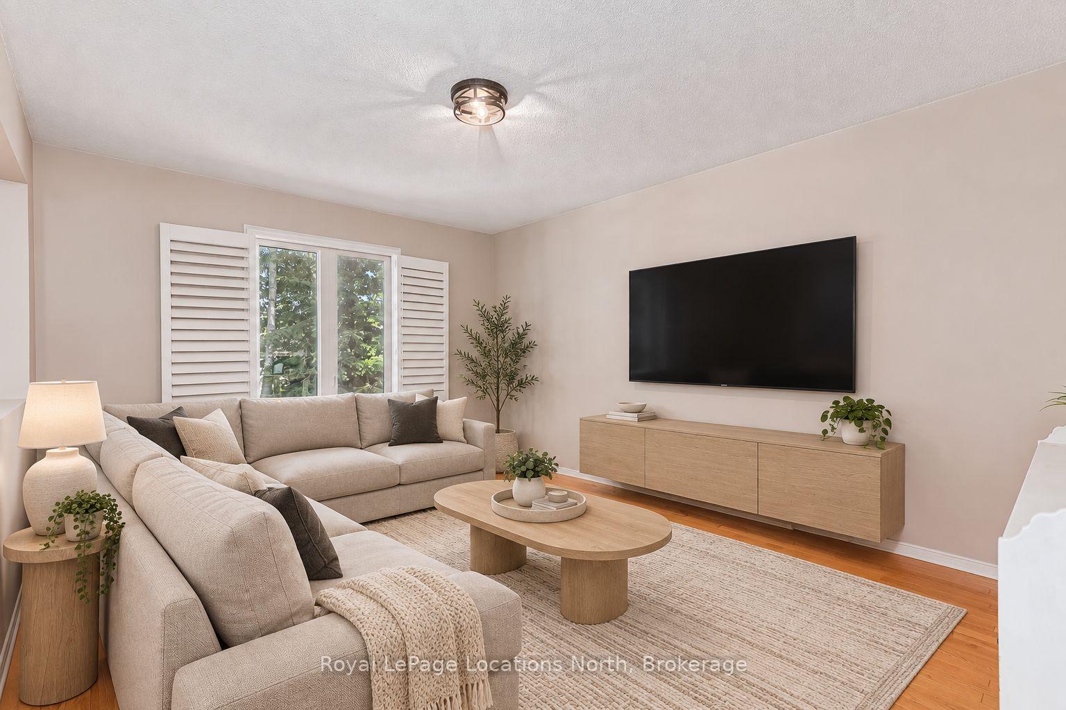 Photo 10 of 77 Silver Birch Avenue, Wasaga Beach — HOMEH