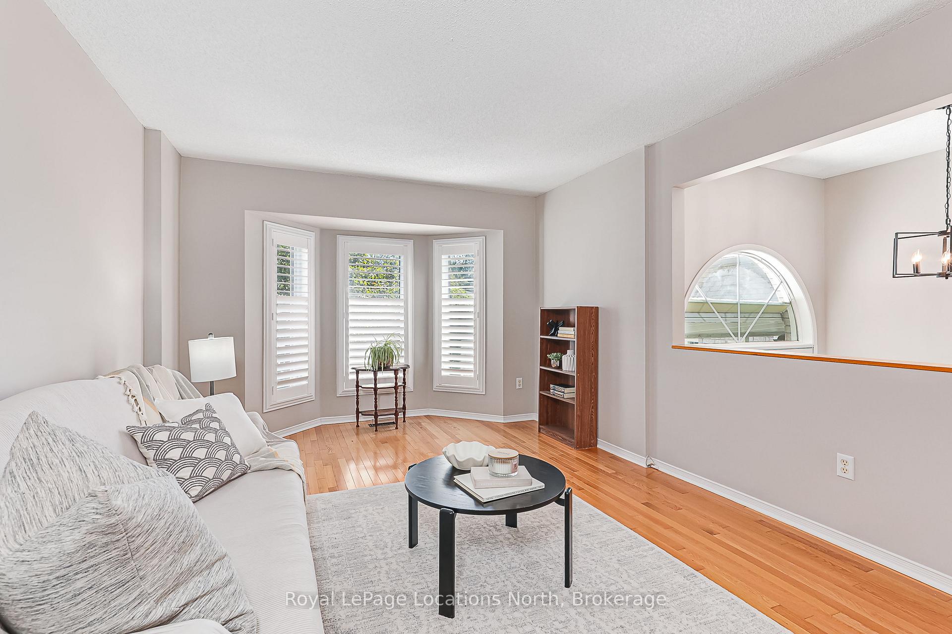 Photo 16 of 77 Silver Birch Avenue, Wasaga Beach — HOMEH
