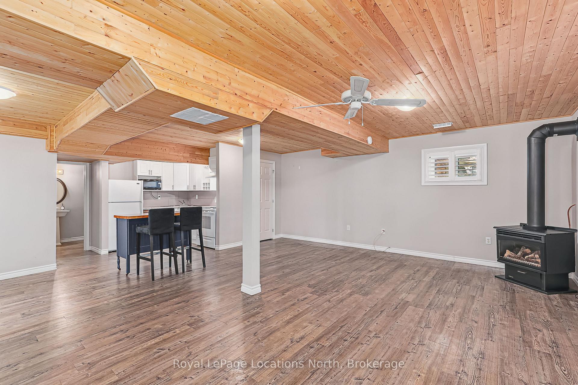 Photo 32 of 77 Silver Birch Avenue, Wasaga Beach — HOMEH