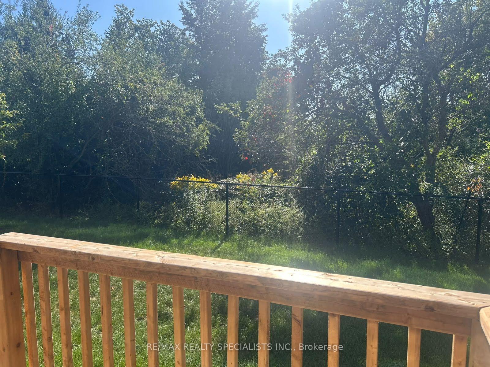 Photo 20 of 67 Watts Mews, Kawartha Lakes, Lindsay — HOMEH