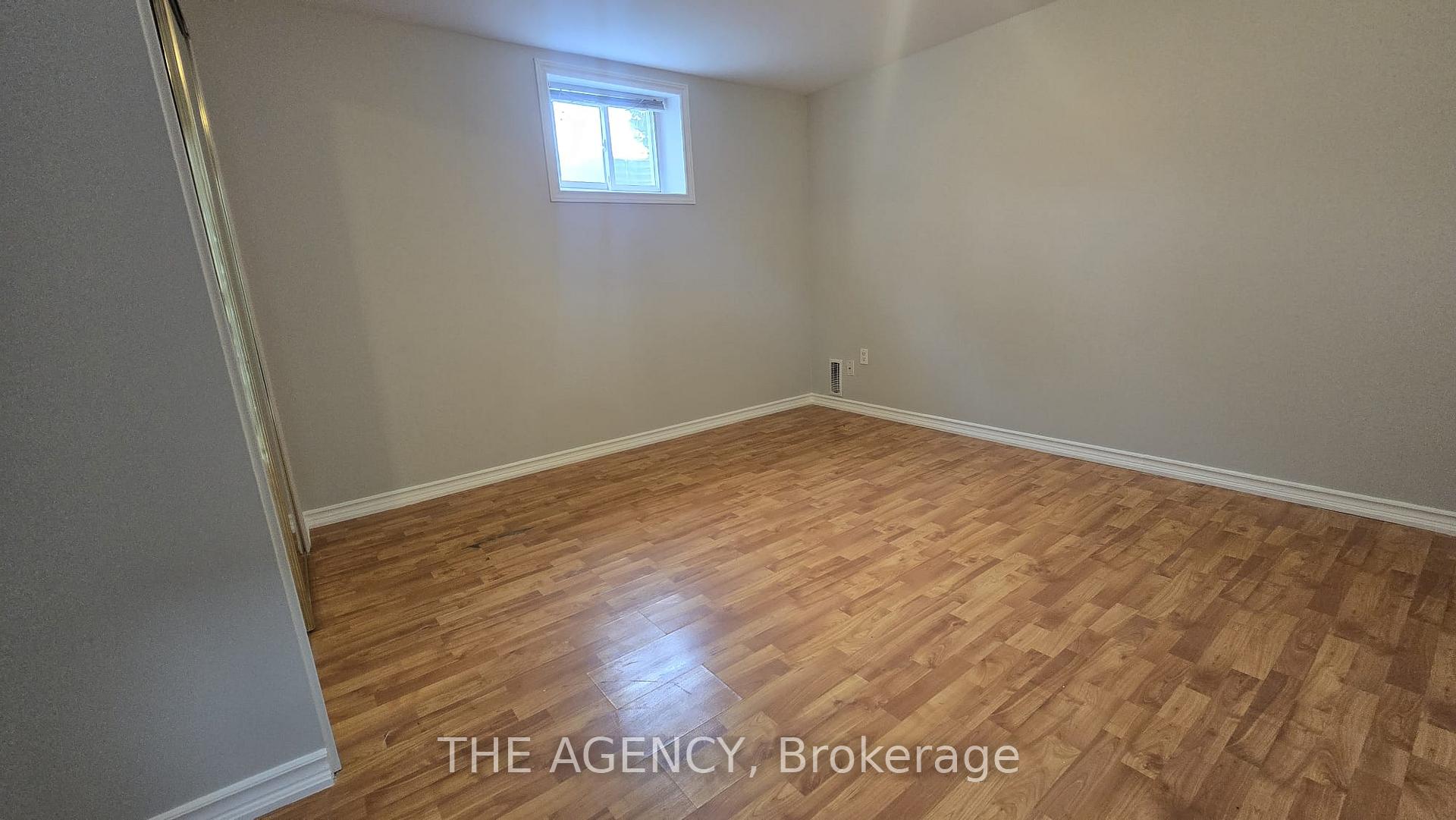 Photo 7 of 120 Valley Vista Drive, Vaughan, Patterson — HOMEH