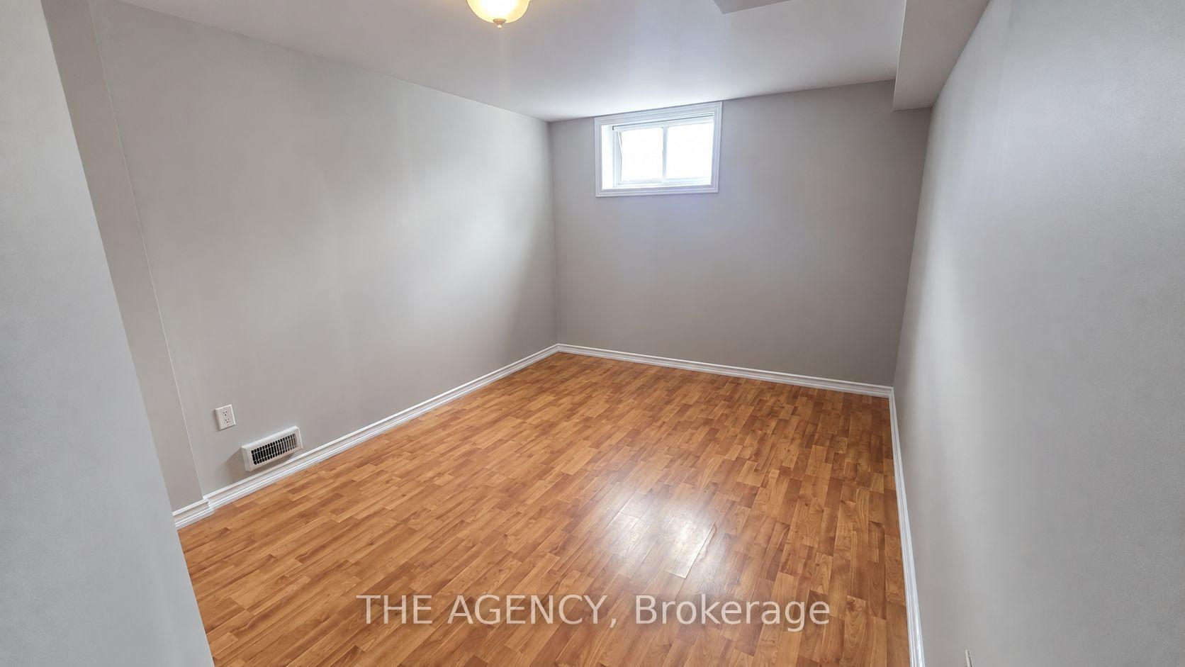 Photo 10 of 120 Valley Vista Drive, Vaughan, Patterson — HOMEH